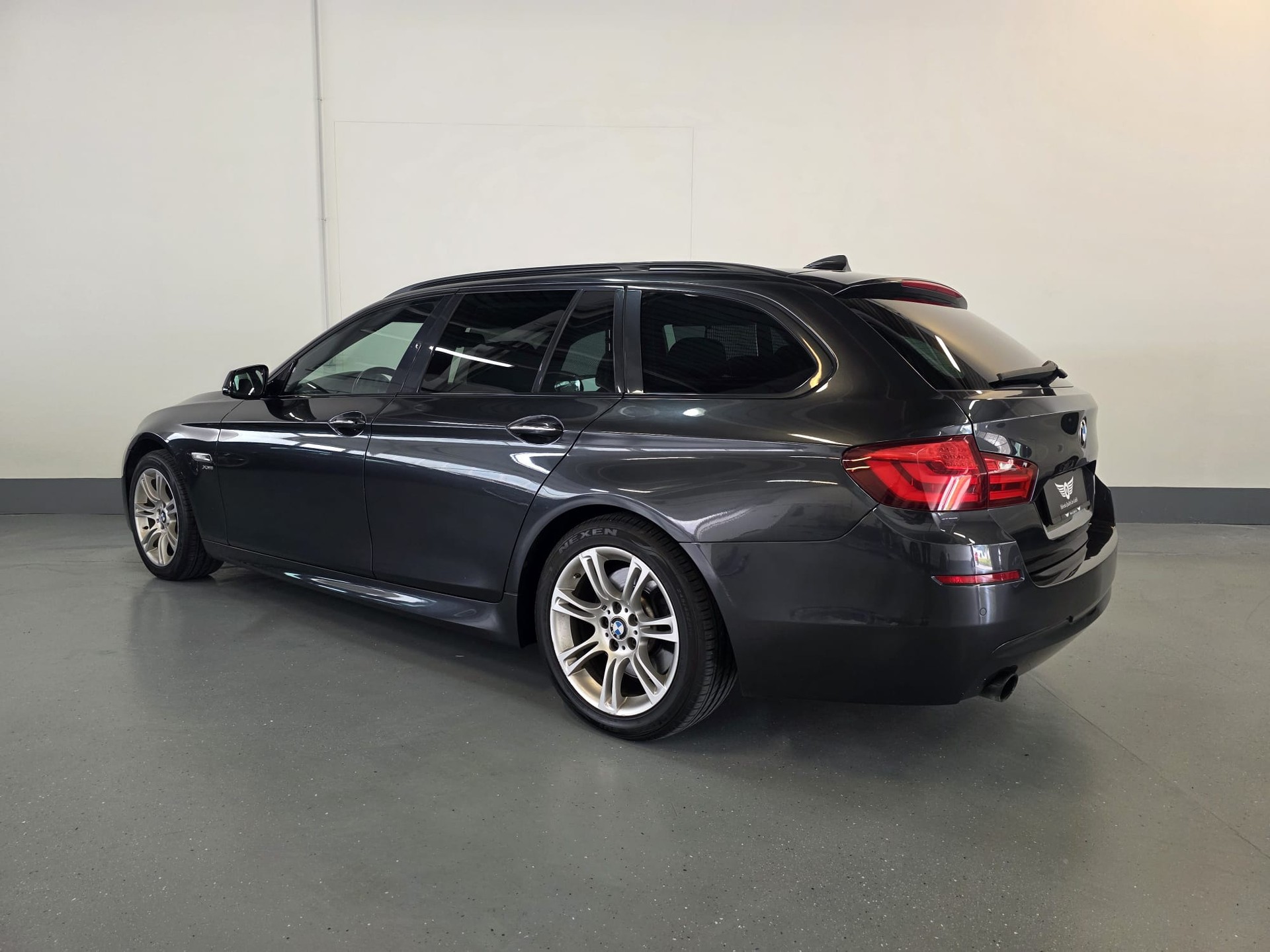 BMW 535i xDrive Touring Steptronic-image-14