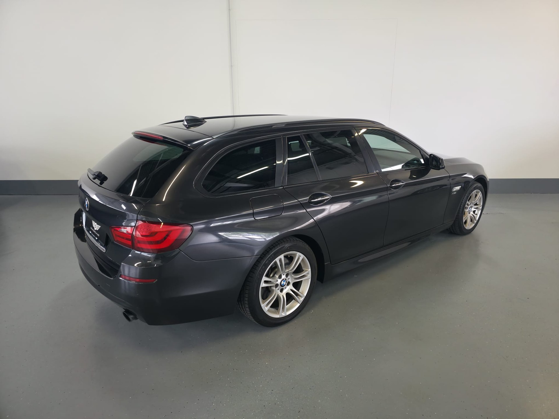 BMW 535i xDrive Touring Steptronic-image-9