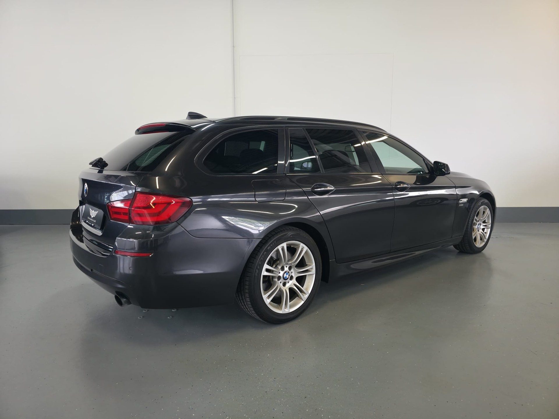 BMW 535i xDrive Touring Steptronic-image-10