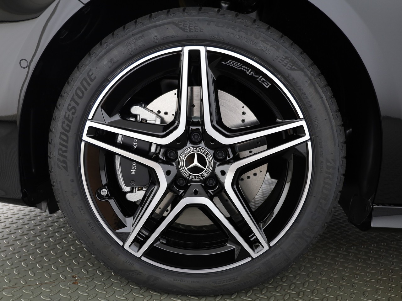 MERCEDES-BENZ A 250 e EQ Star 8G-DCT-image-19