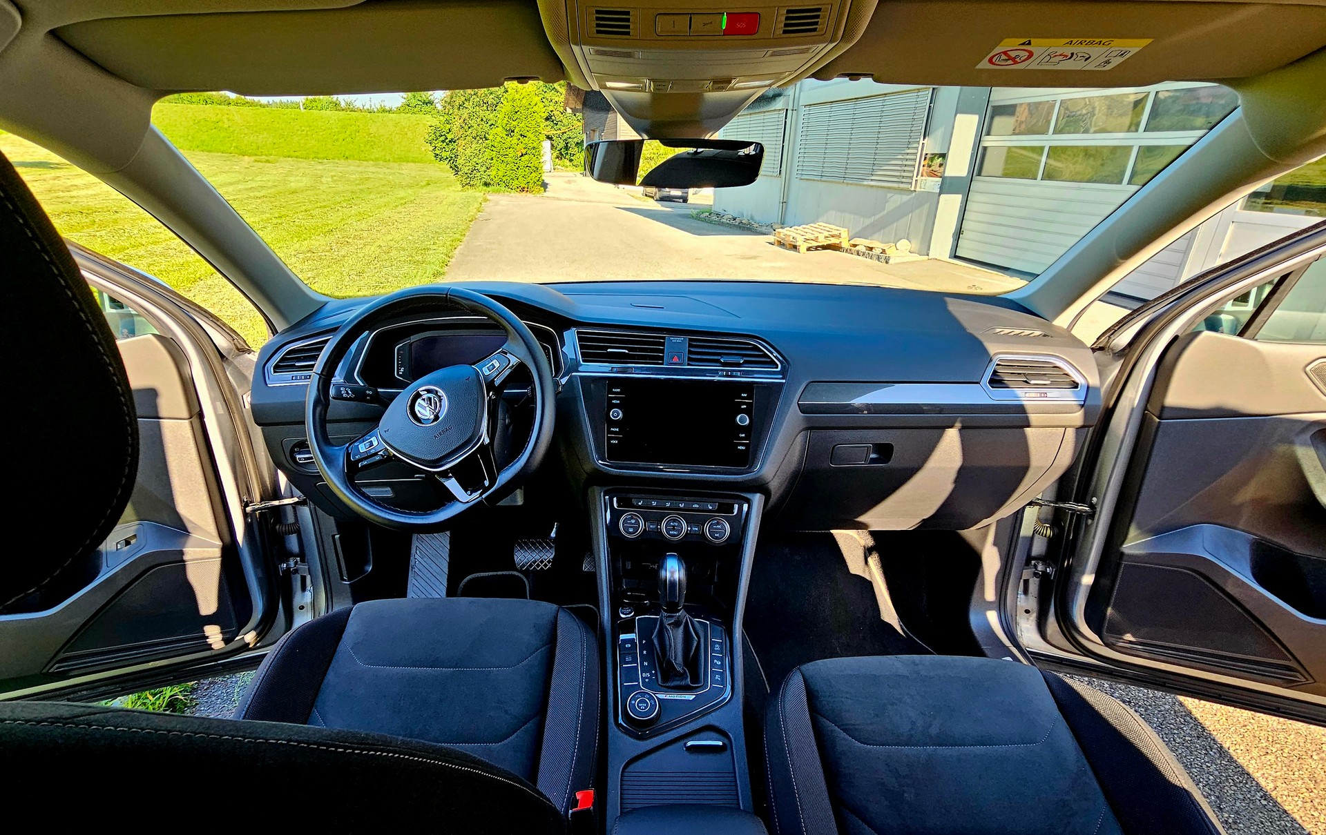 VW Tiguan Allspace 2.0TSI Highline 4Motion DSG-image-9