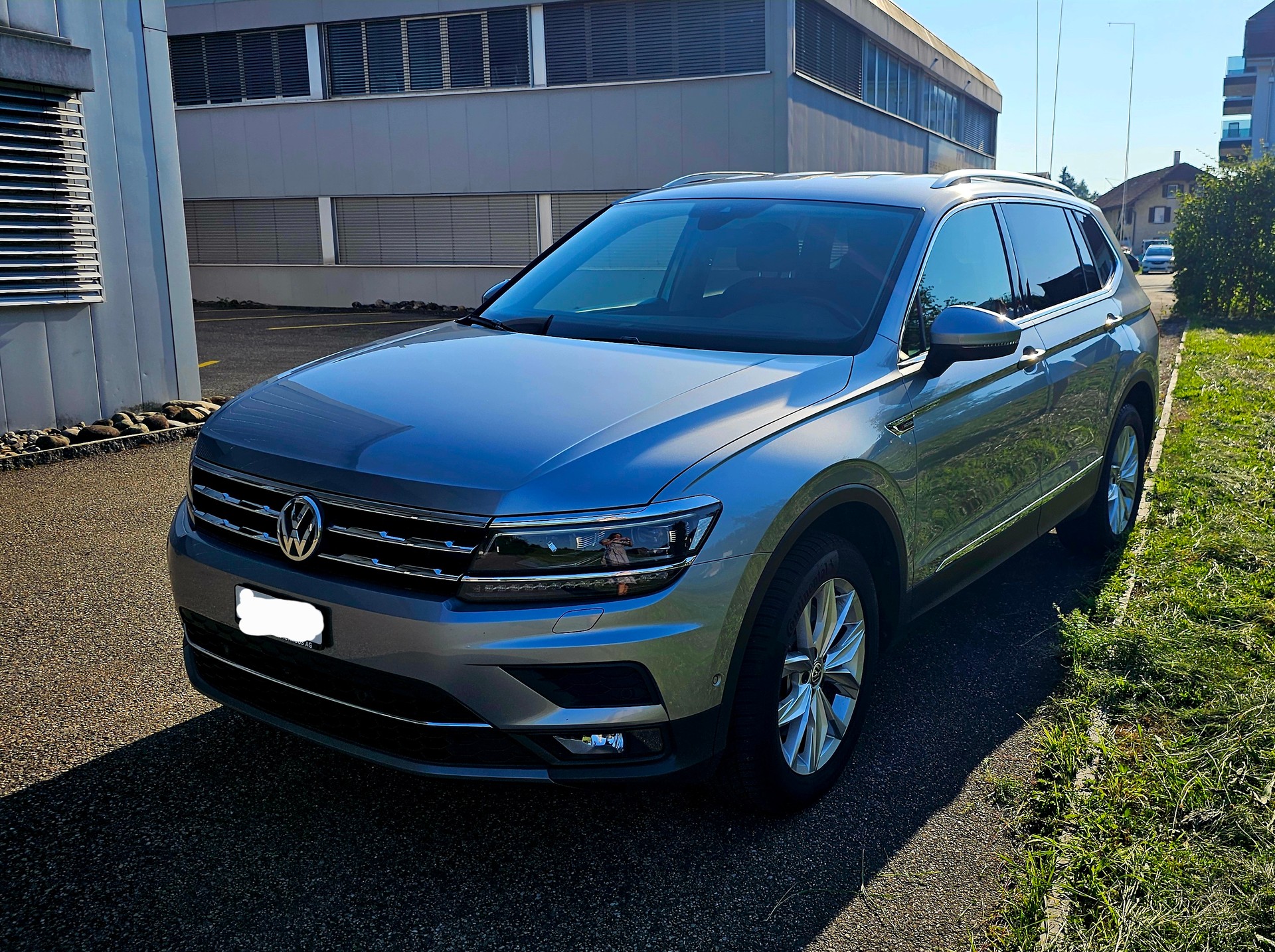 VW Tiguan Allspace 2.0TSI Highline 4Motion DSG-image-7