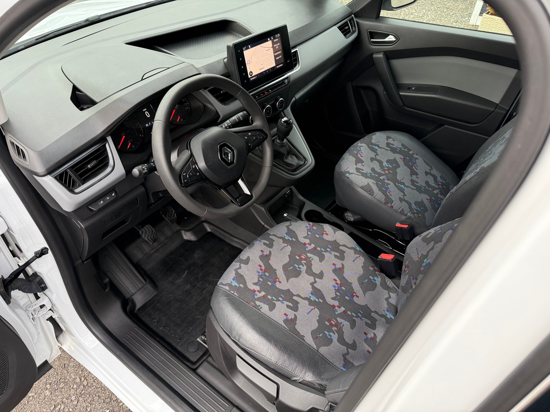 RENAULT Kangoo Van 1.5 dCi 95 Extra *AHK*-image-19