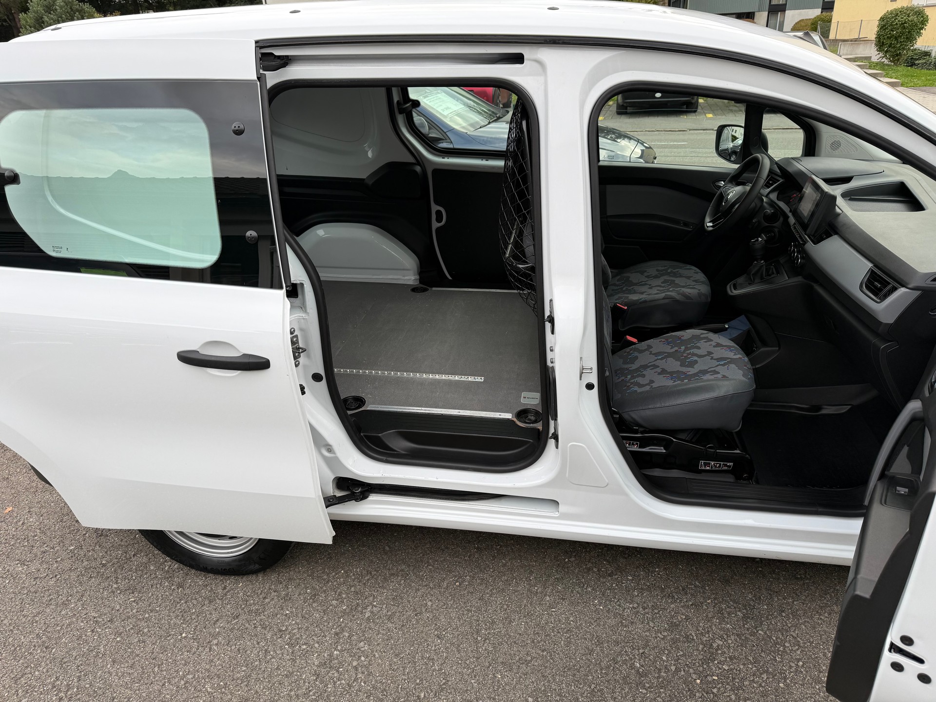 RENAULT Kangoo Van 1.5 dCi 95 Extra *AHK*-image-6