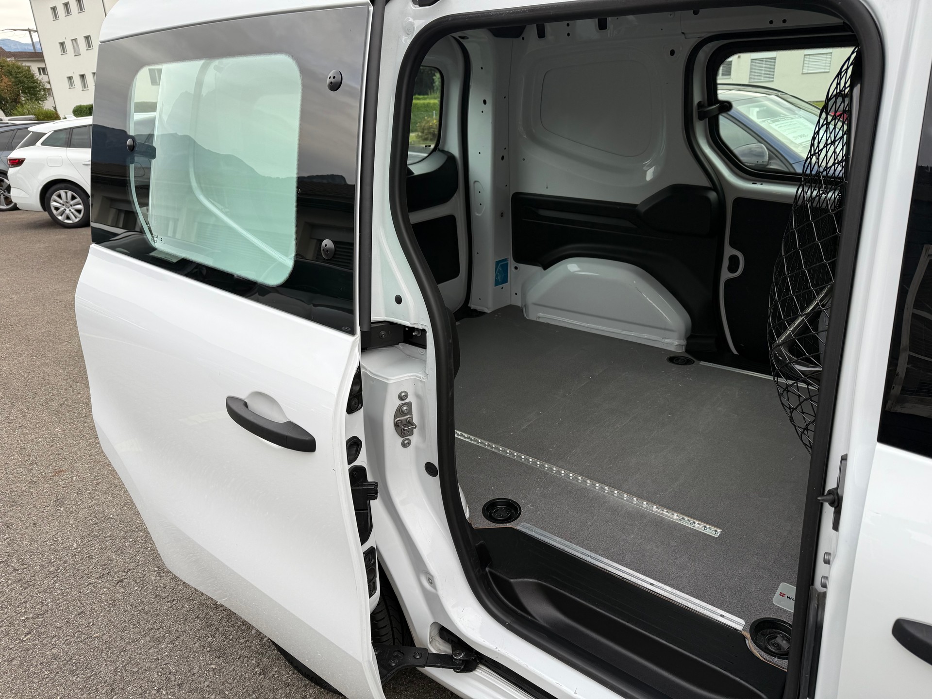 RENAULT Kangoo Van 1.5 dCi 95 Extra *AHK*-image-5