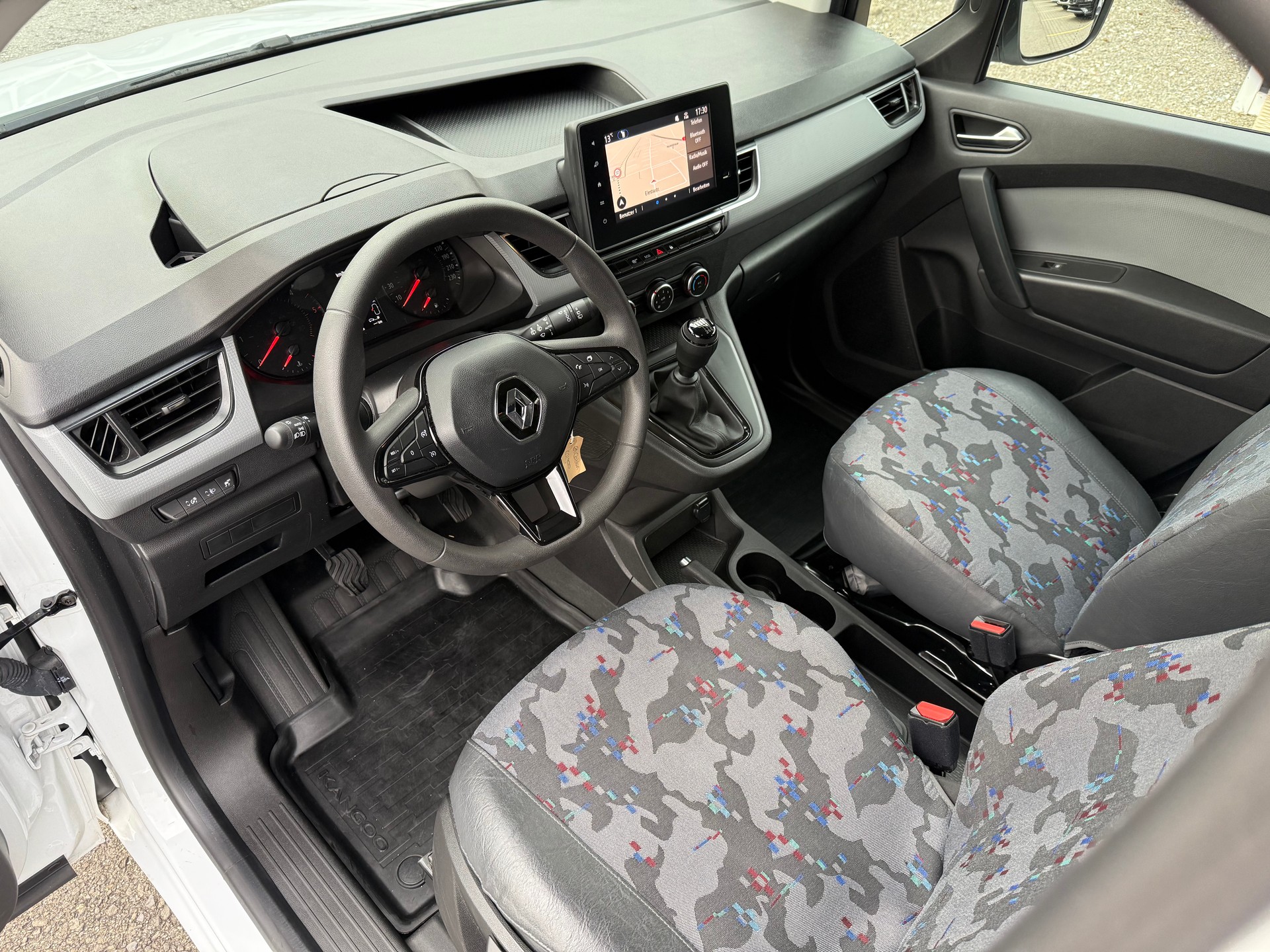 RENAULT Kangoo Van 1.5 dCi 95 Extra *AHK*-image-24