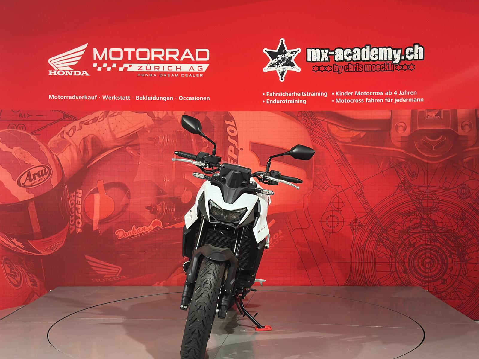 HONDA CB 750 Hornet *35KW* *Neufahrzeug*-image-4