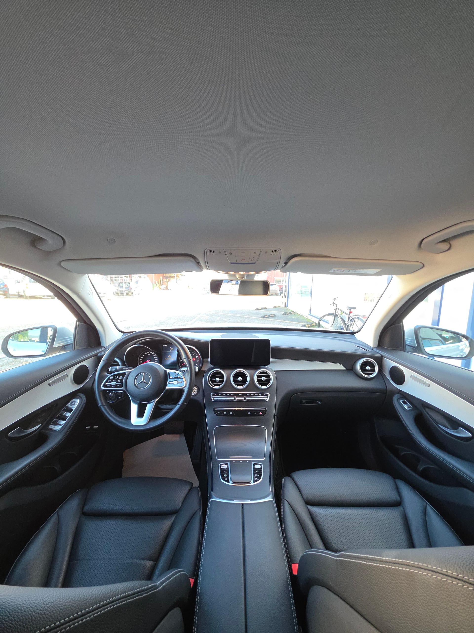MERCEDES-BENZ GLC 200 4Matic 9G-Tronic-image-10