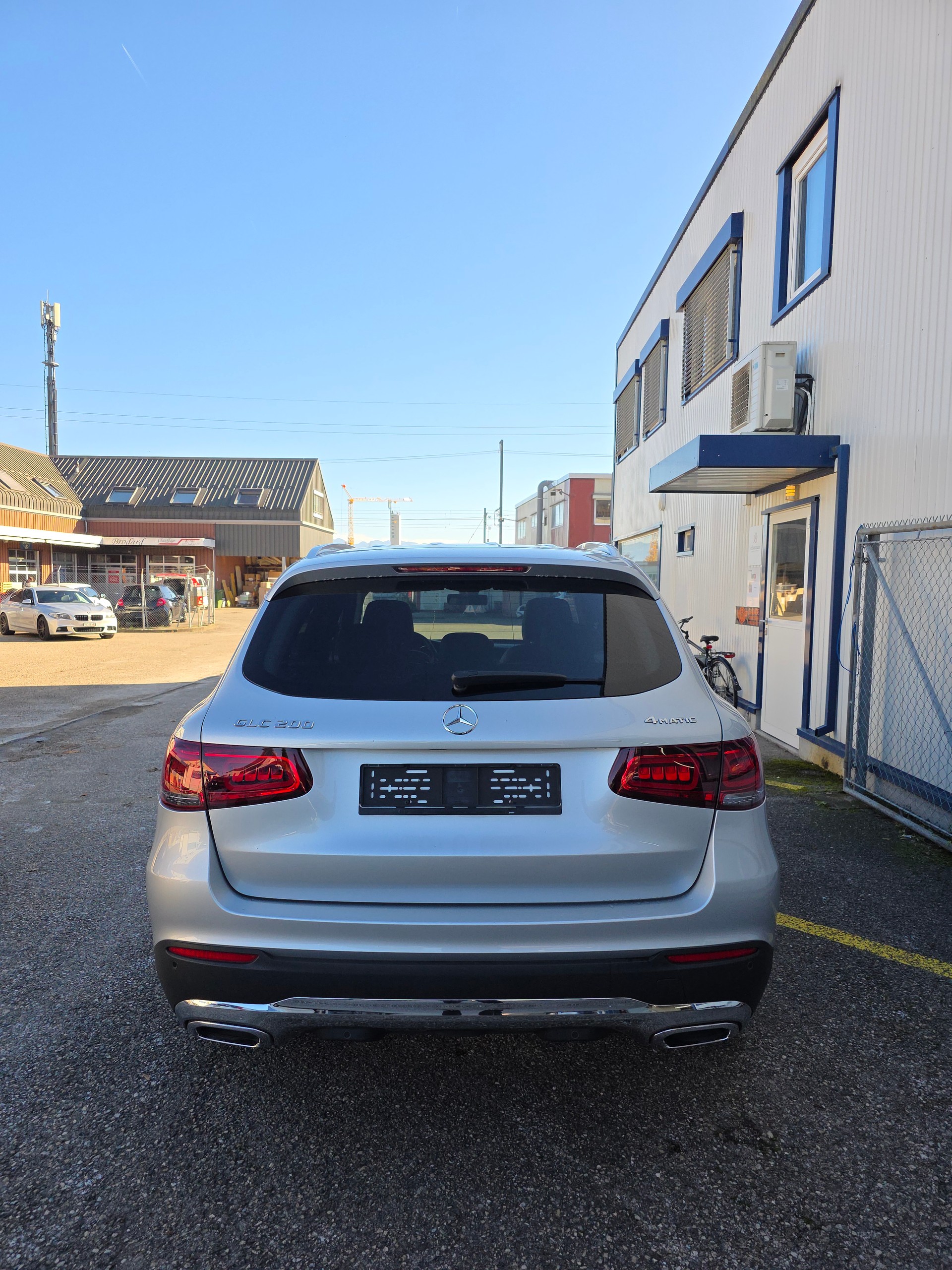 MERCEDES-BENZ GLC 200 4Matic 9G-Tronic-image-4