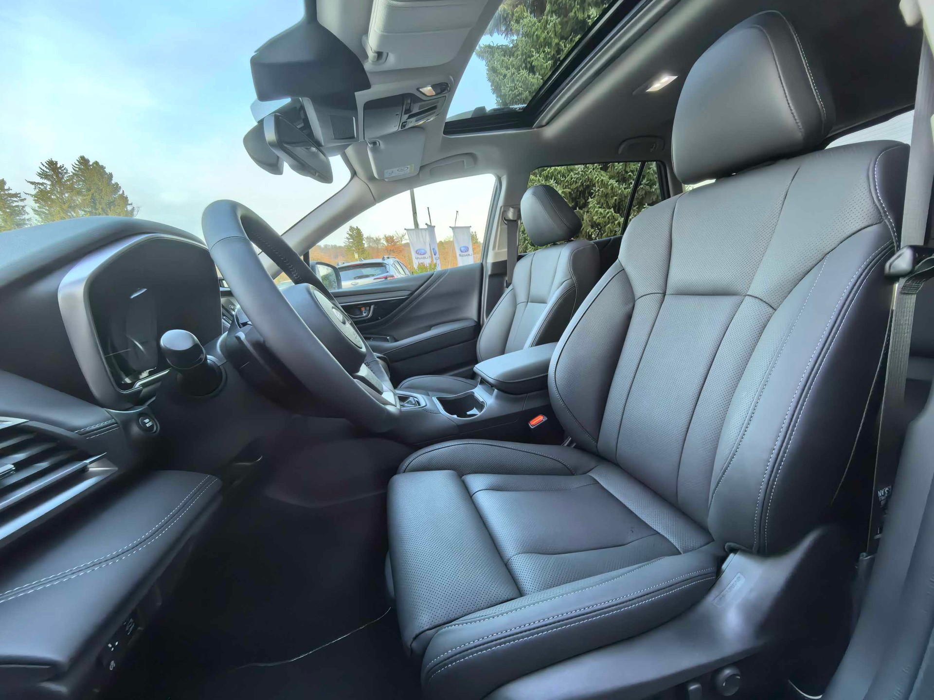 SUBARU Outback 2.5i Luxury AWD Lineartronic "Final Edition"-image-7