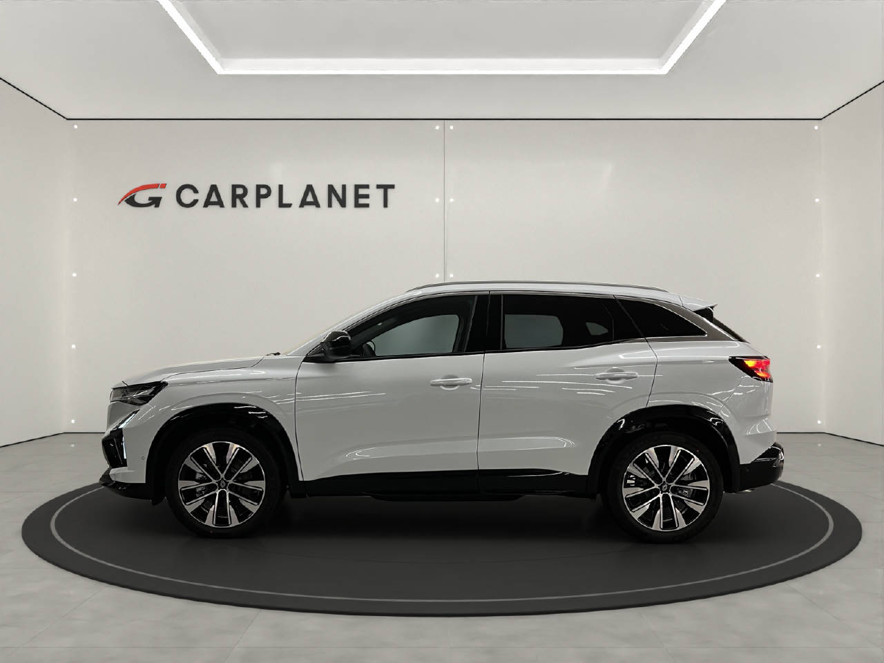 RENAULT Austral 1.2 E-Tech techno-showroom-element-1