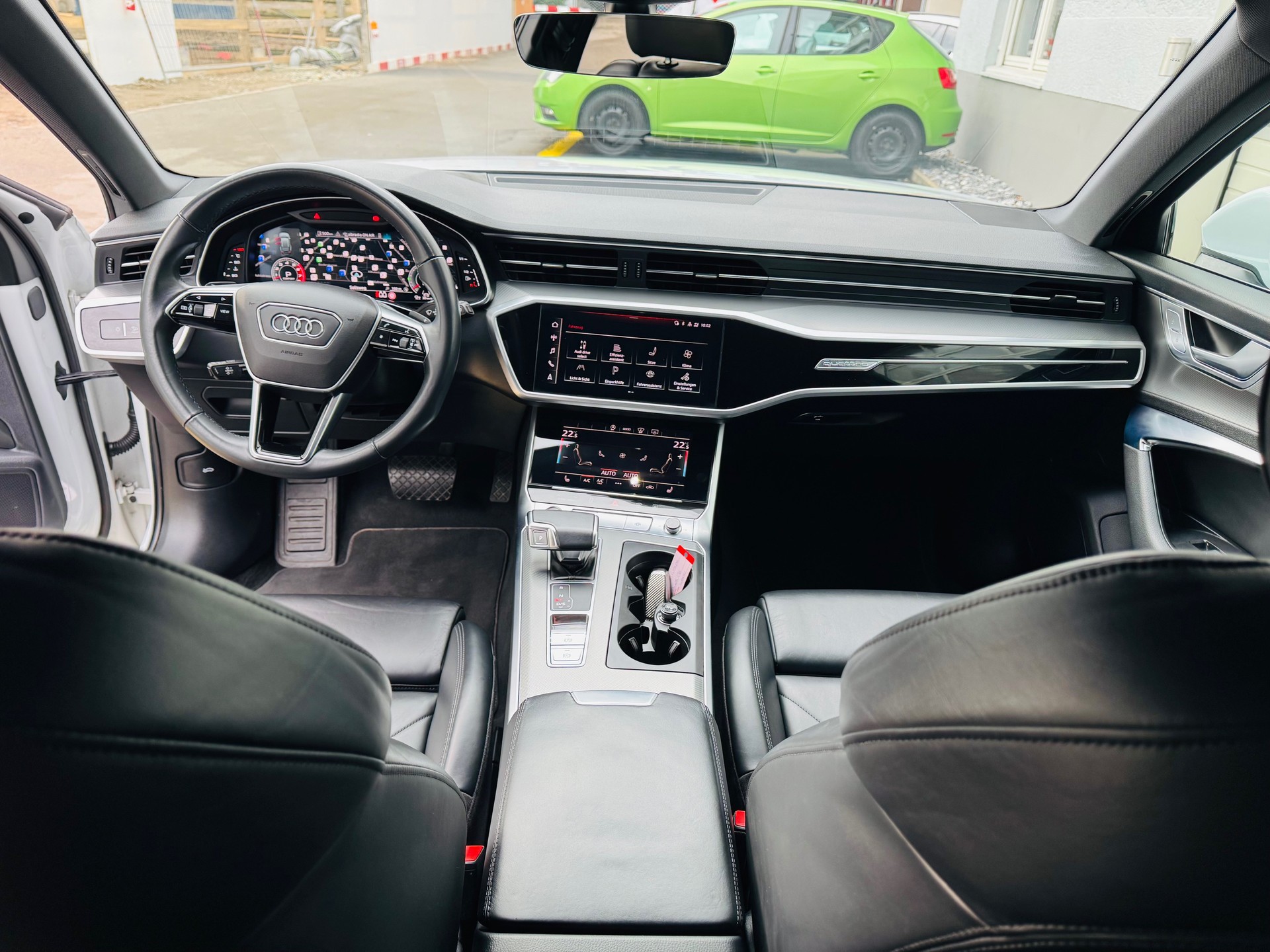 AUDI A6 Avant 55 TFSI Sport quattro S-tronic-image-13