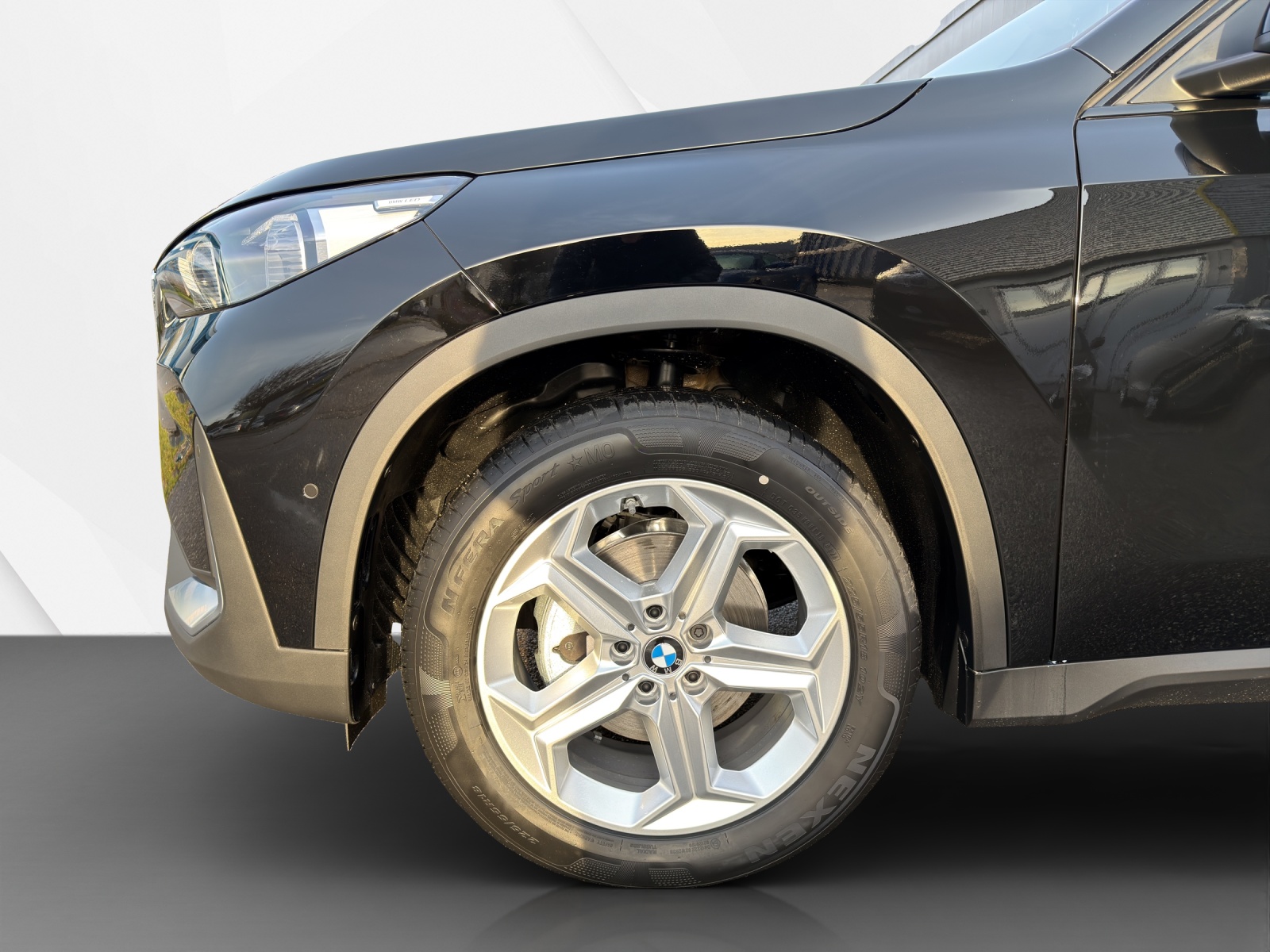 BMW X1 sDrive 18d-image-10