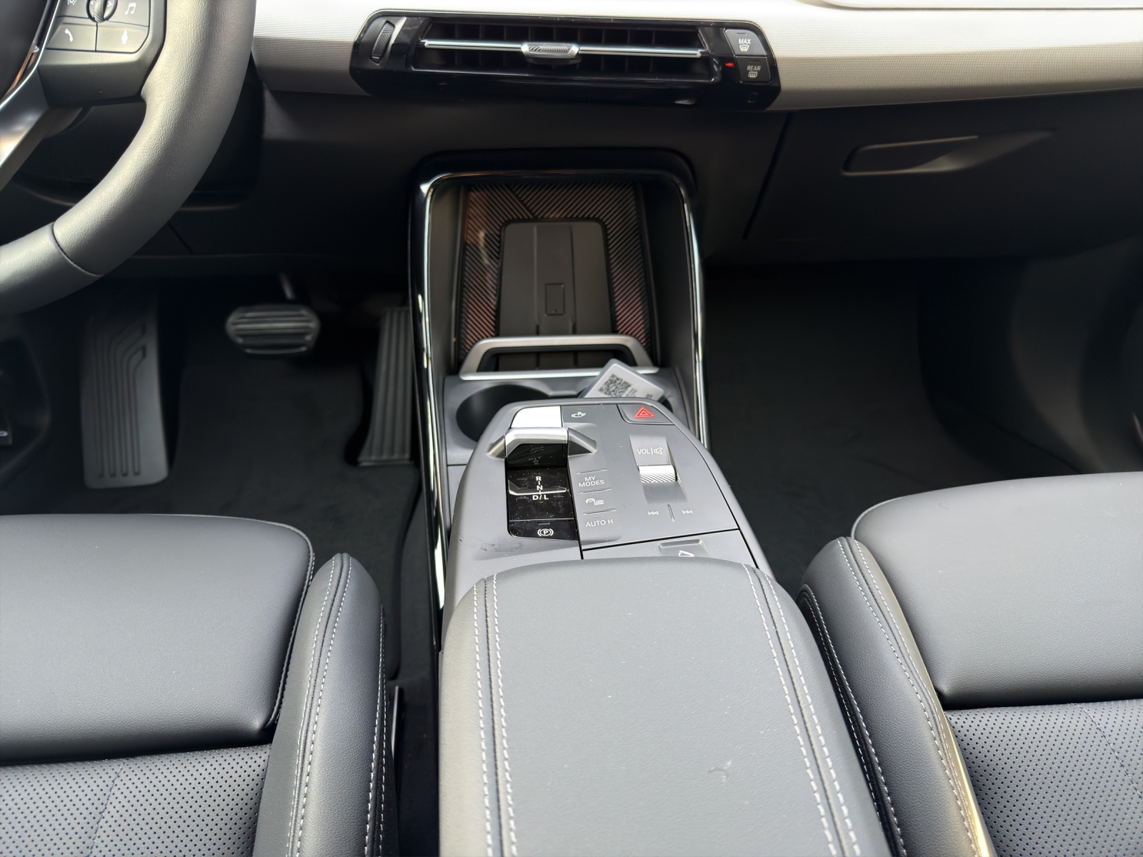 BMW X1 sDrive 18d-image-15