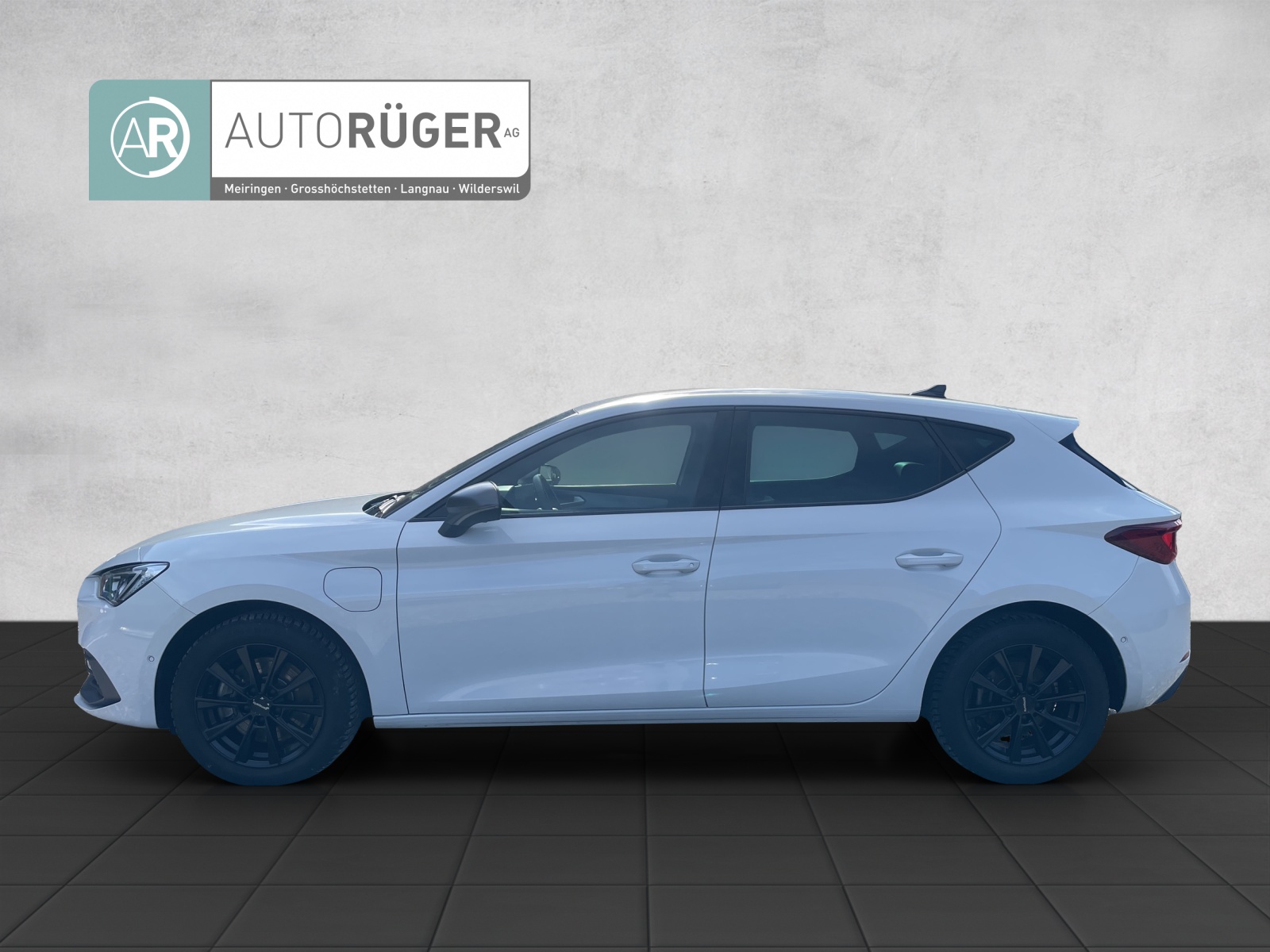SEAT Leon 1.4 eHybrid pHEV DSG Hola FR-image-2