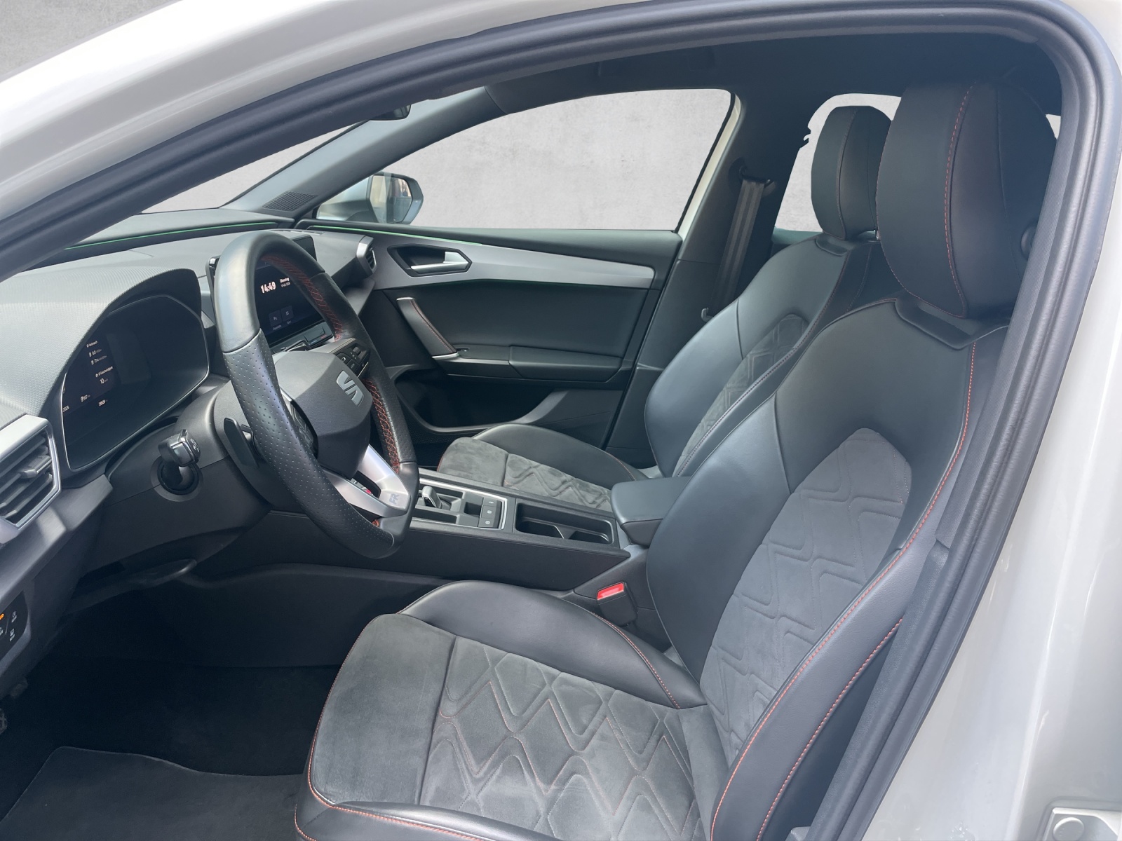 SEAT Leon 1.4 eHybrid pHEV DSG Hola FR-image-8