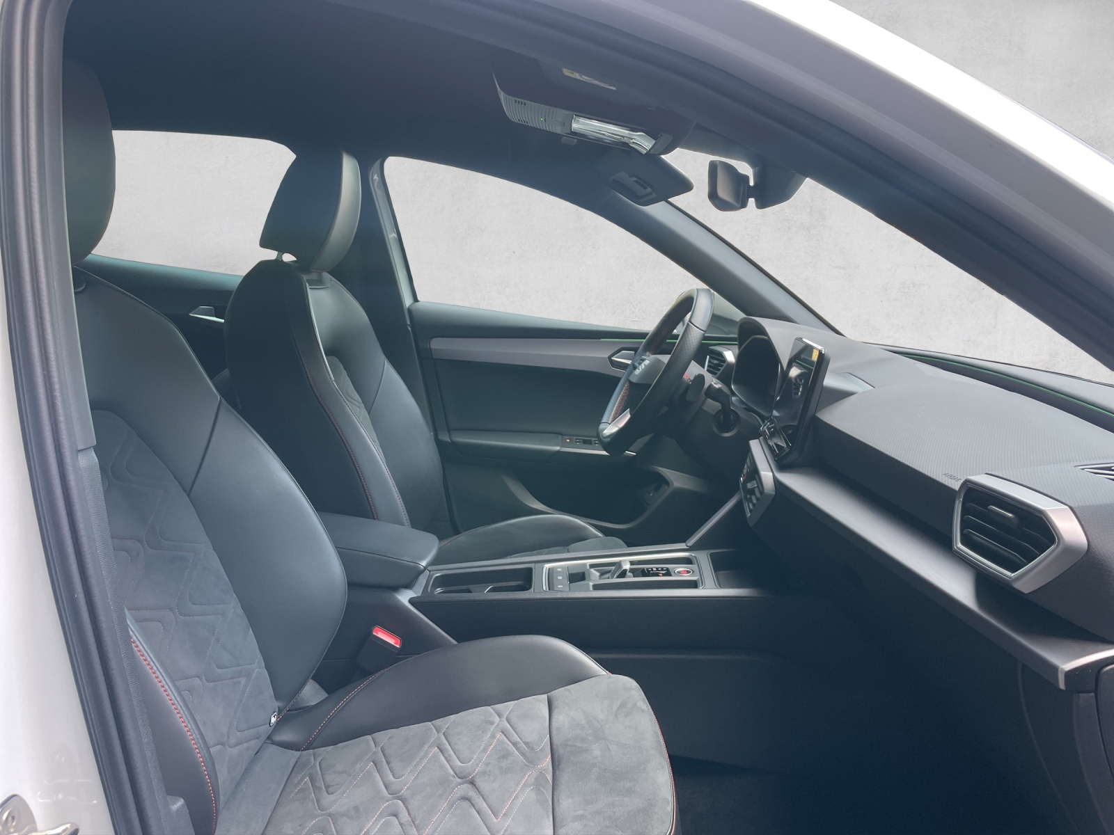 SEAT Leon 1.4 eHybrid pHEV DSG Hola FR-image-12