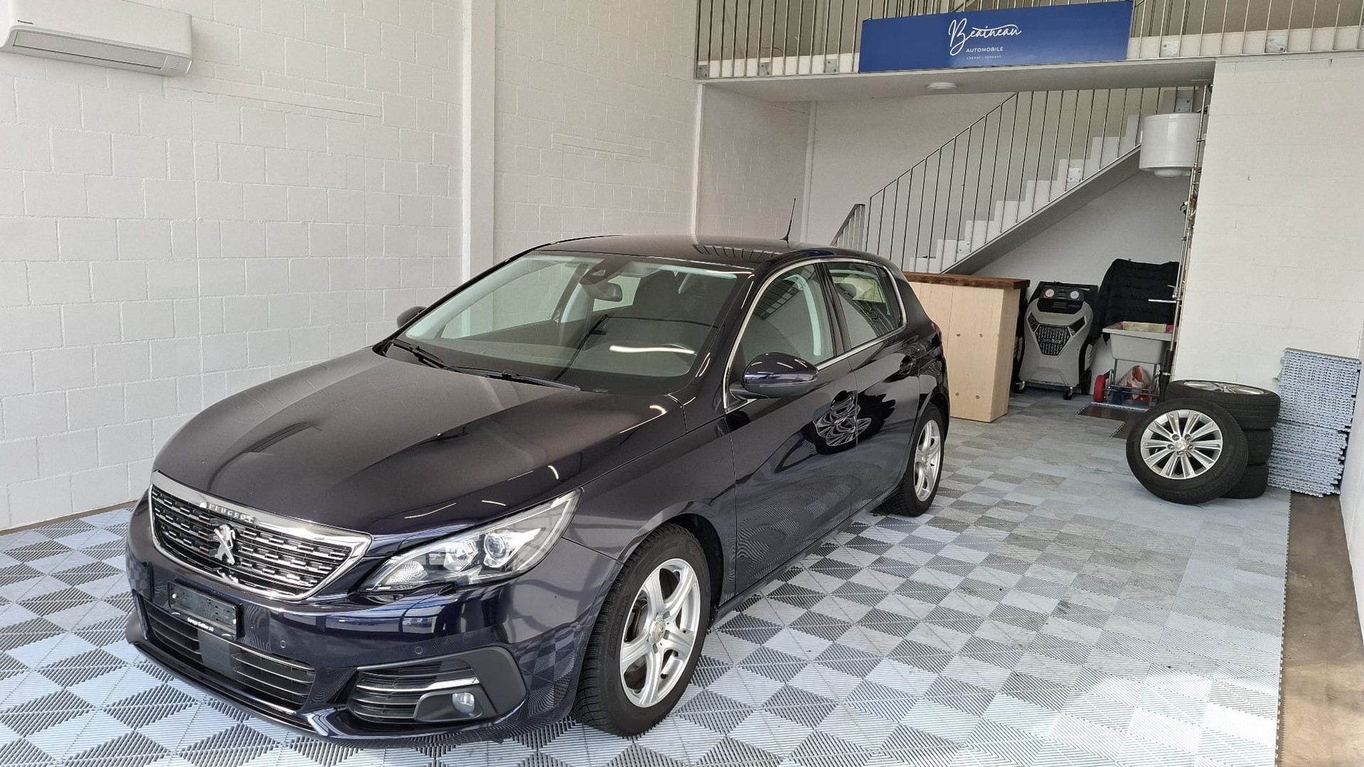PEUGEOT 308 1.6 BlueHDI Active Automatic
