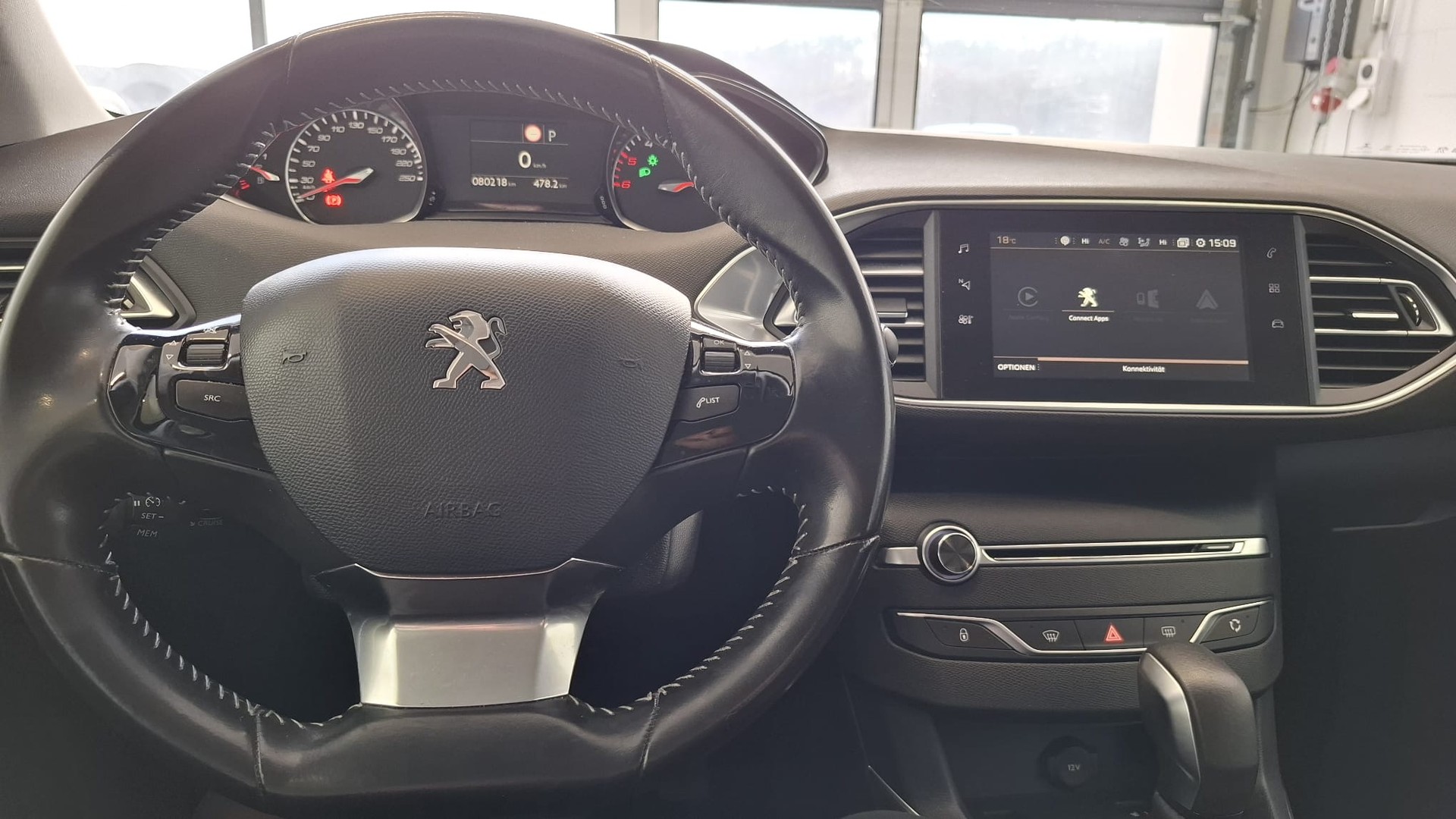 PEUGEOT 308 1.6 BlueHDI Active Automatic-image-6