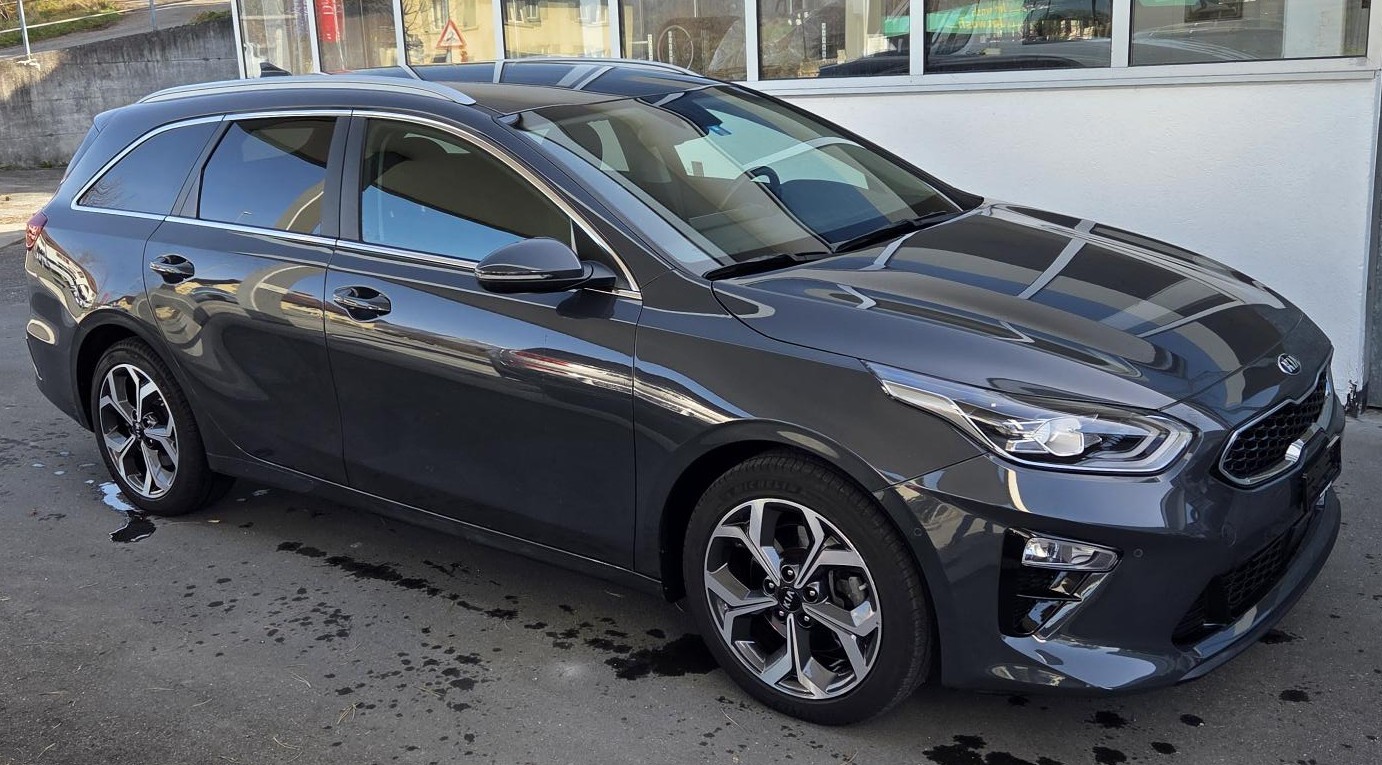 KIA Ceed Sportswagon 1.5 T-GDi MHEV Style DCT-image-1