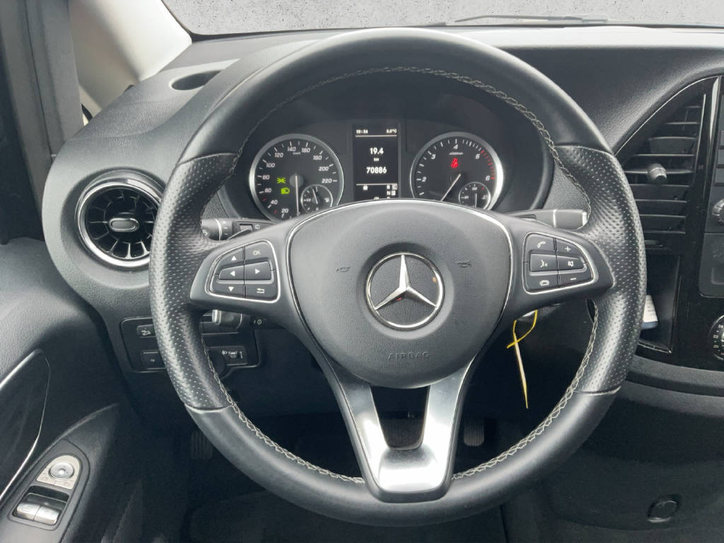 MERCEDES-BENZ Vito 116 CDI Lang Select Tourer 4 Matic-image-9