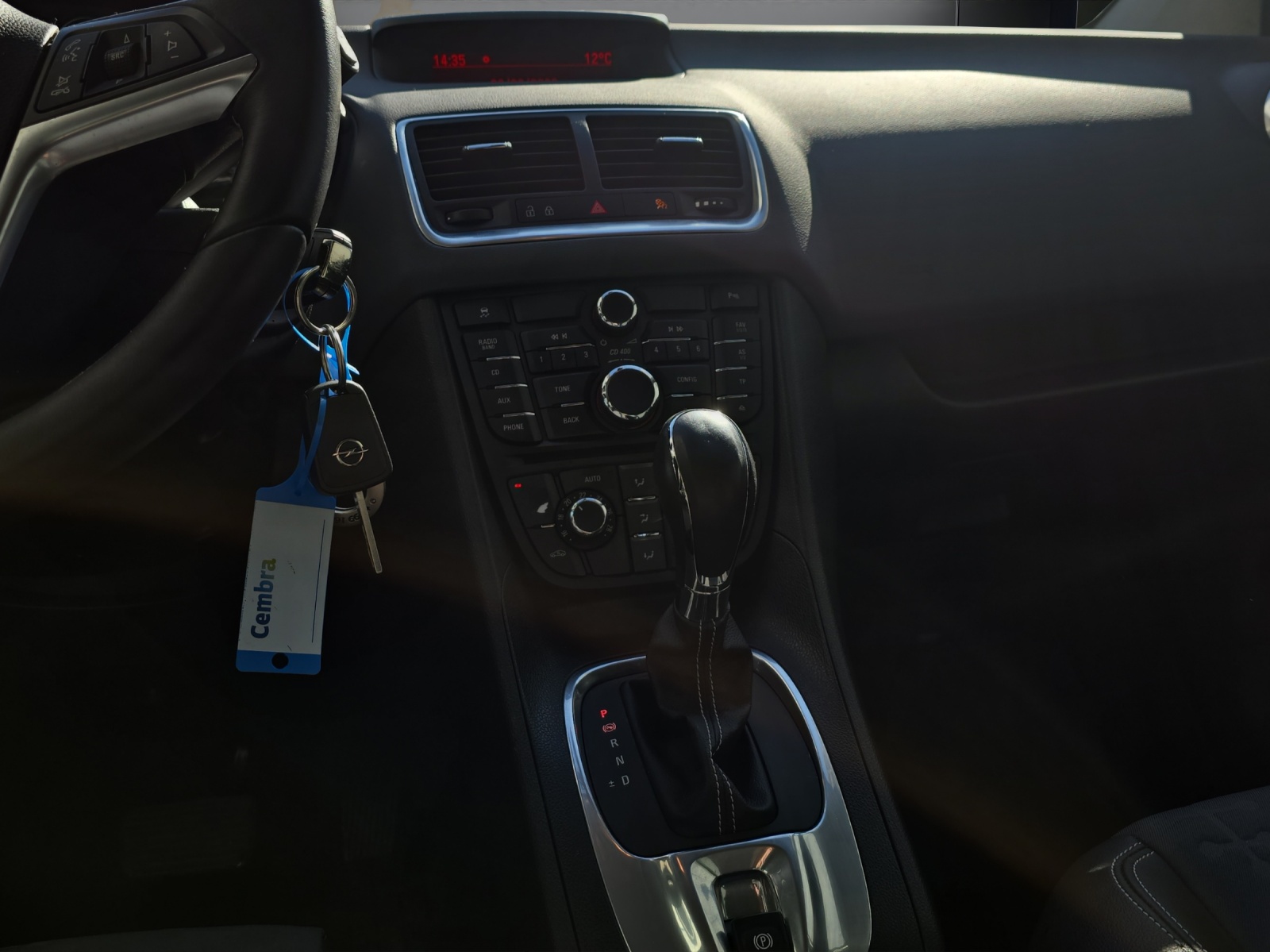 OPEL Meriva 1.4 Turbo Cosmo Automatic-image-8