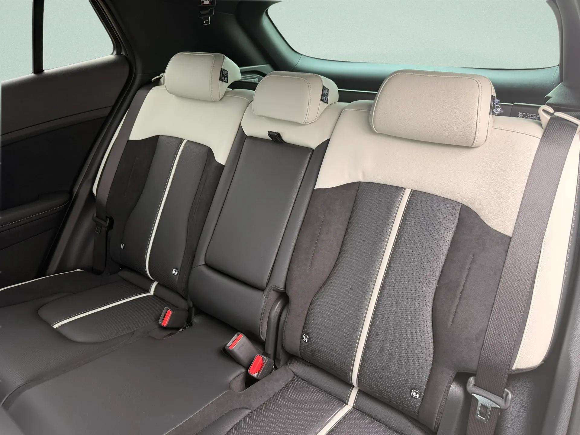 KIA Sportage 1.6T-GDi GT-Line 4x4 7DCT-image-16