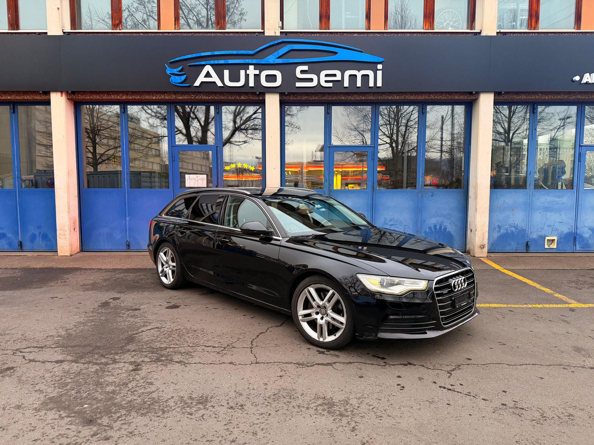 AUDI A6 Avant 3.0 TDI V6 quattro S-tronic