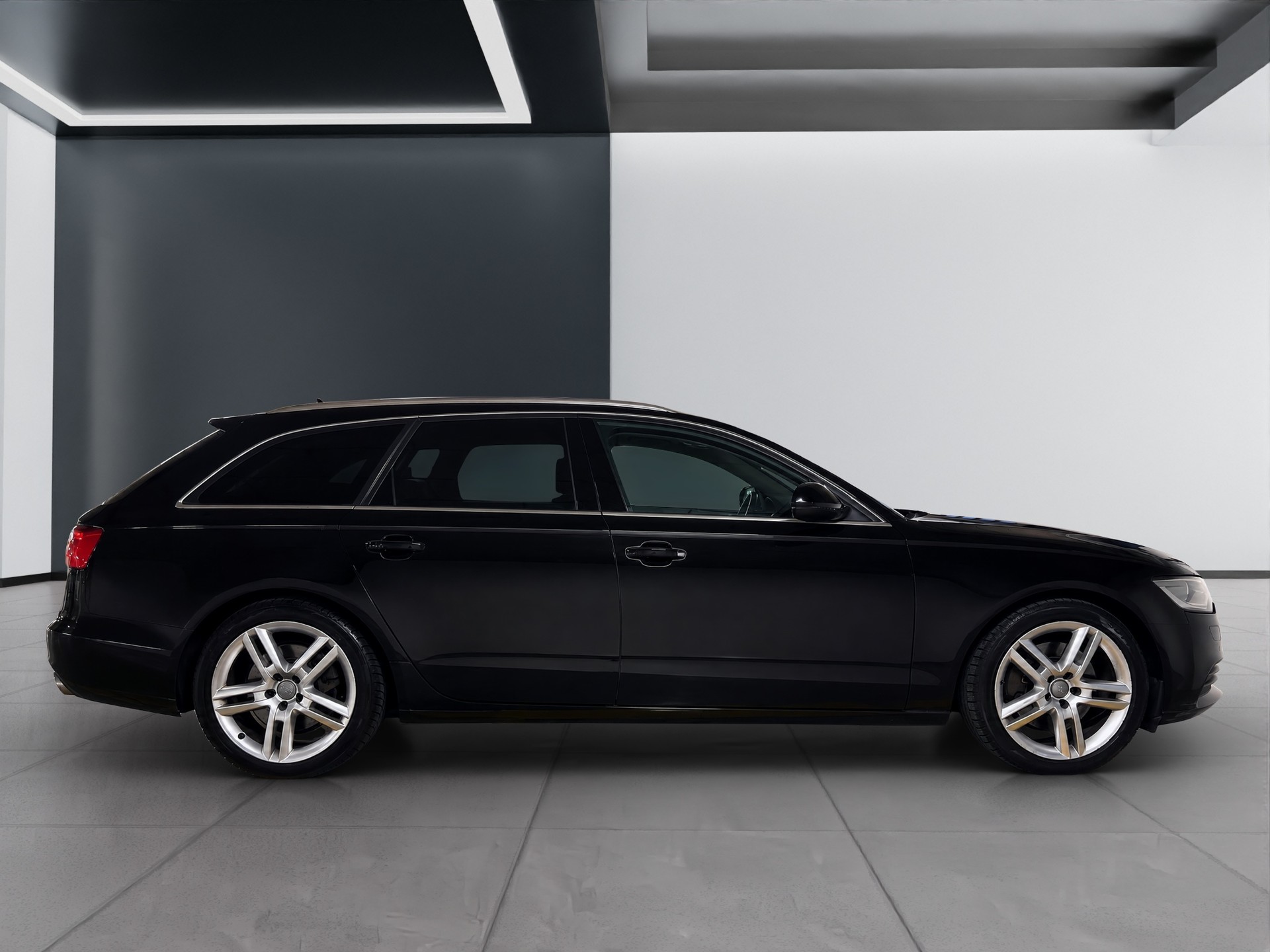 AUDI A6 Avant 3.0 TDI V6 quattro S-tronic-image-5