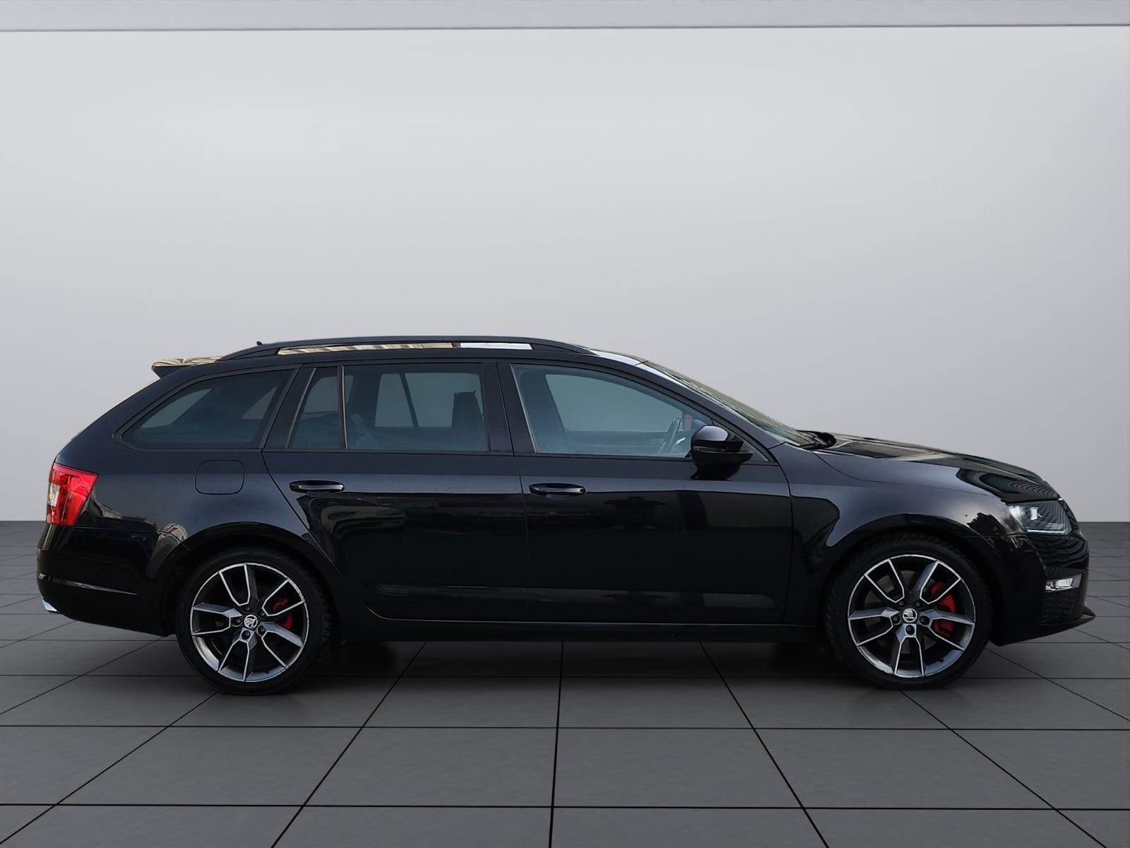 SKODA Octavia Combi 2.0 TSI RS DSG-image-7