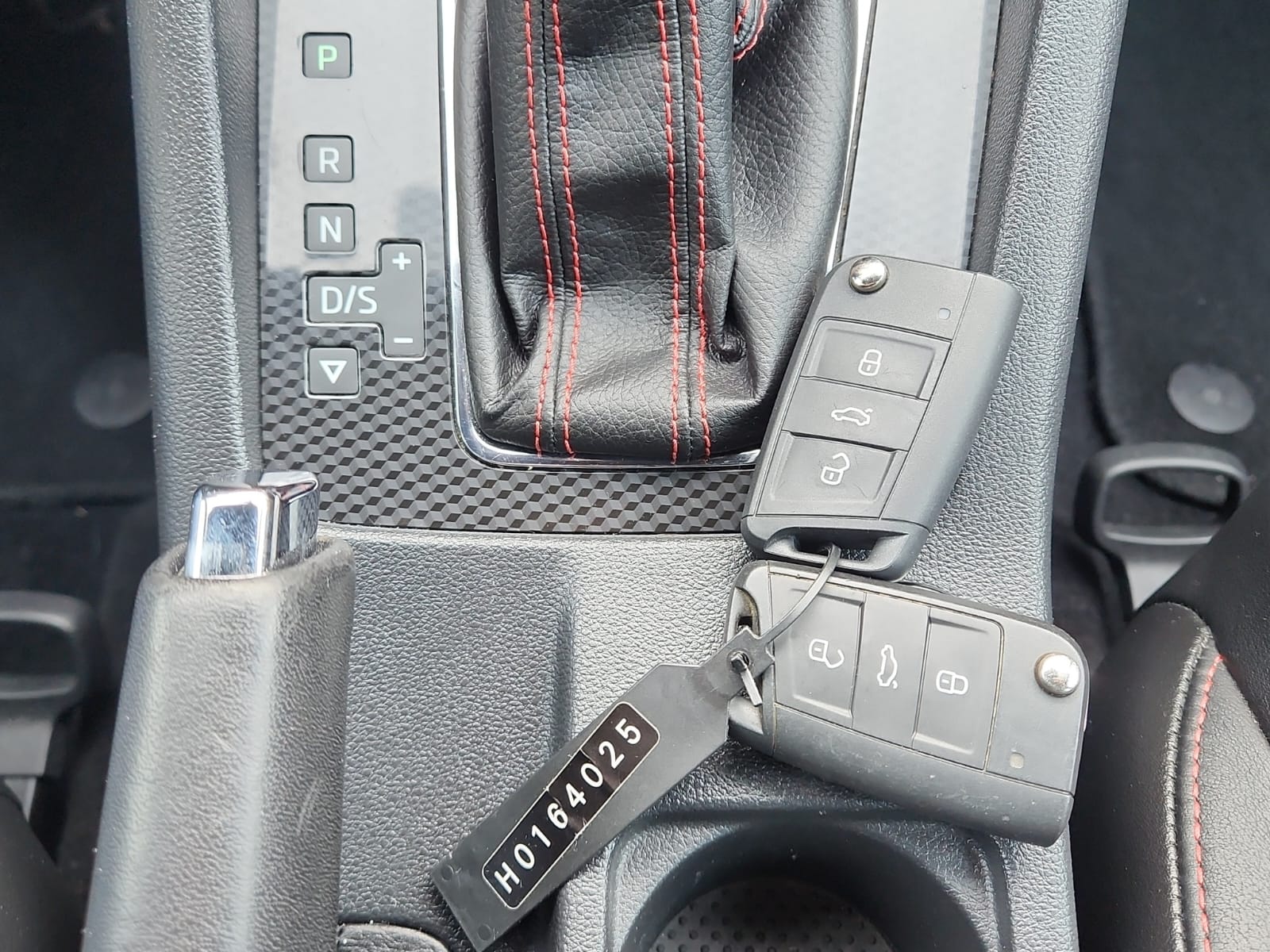 SKODA Octavia Combi 2.0 TSI RS DSG-image-14
