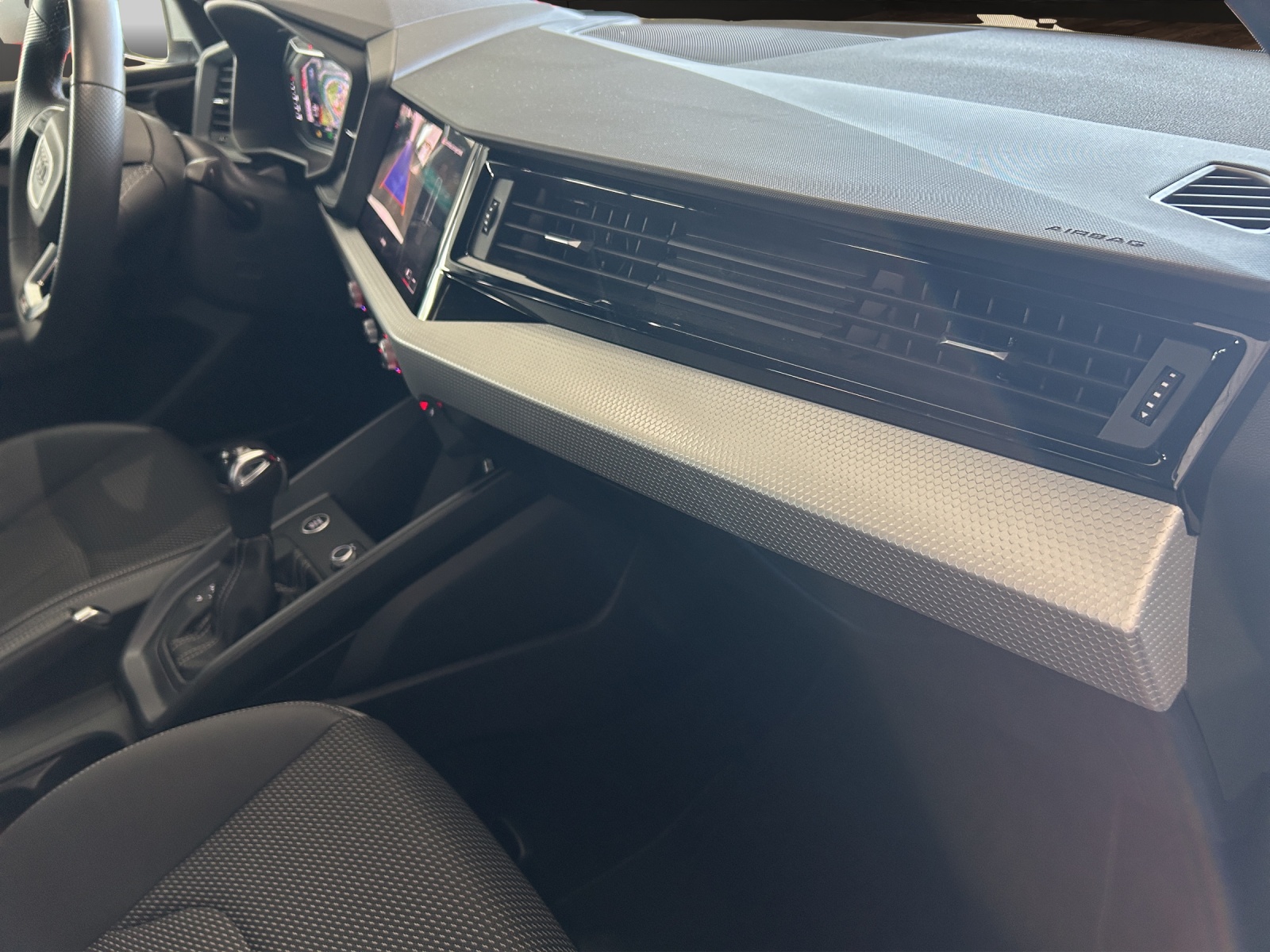 AUDI A1 Sportback 30 TFSI Attraction S-tronic-image-20