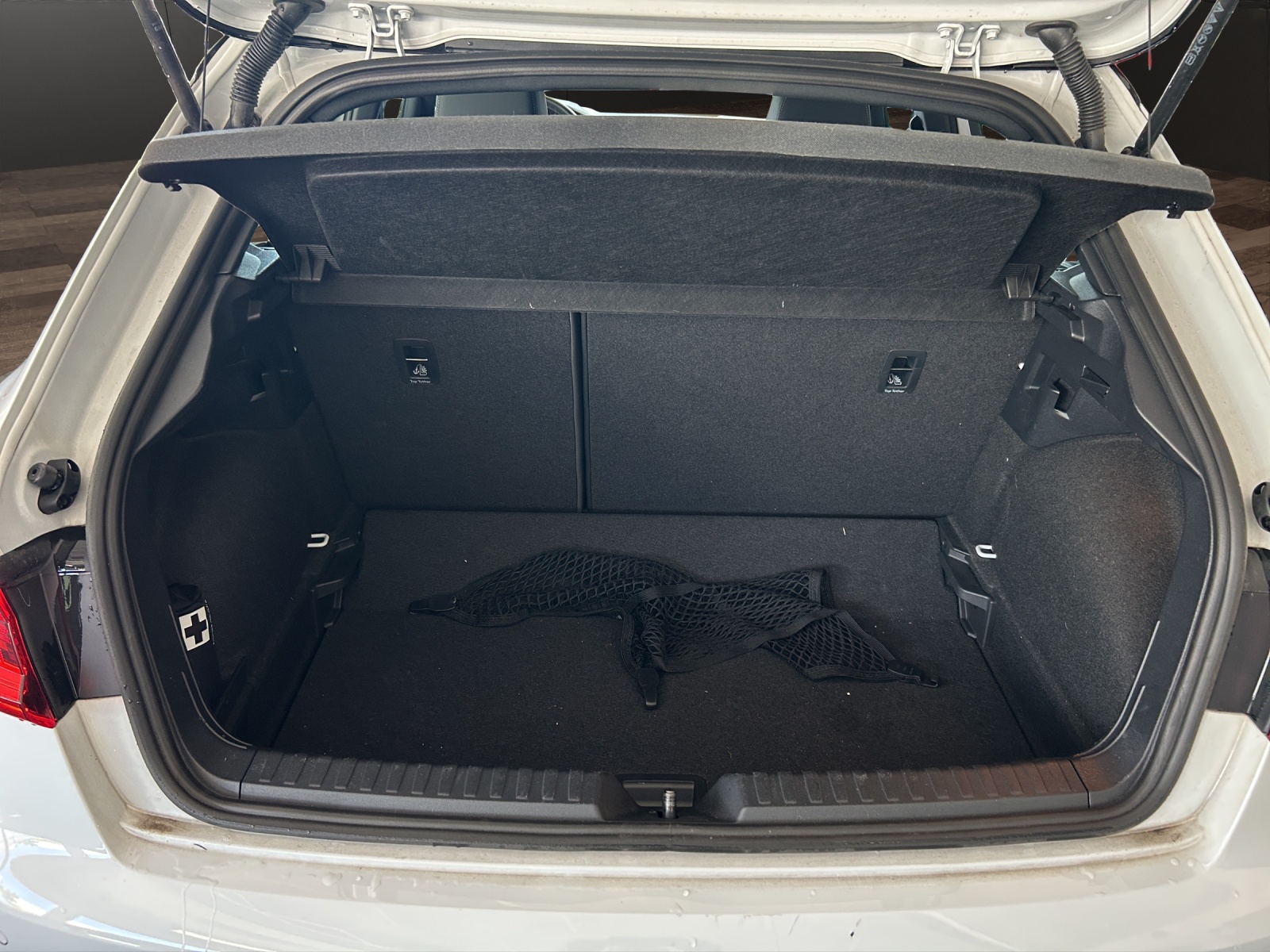AUDI A1 Sportback 30 TFSI Attraction S-tronic-image-17