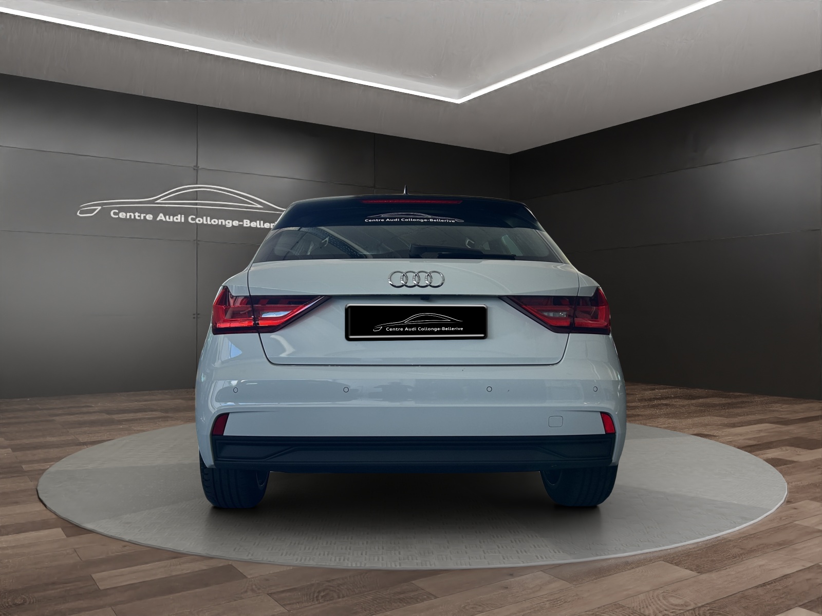 AUDI A1 Sportback 30 TFSI Attraction S-tronic-image-4