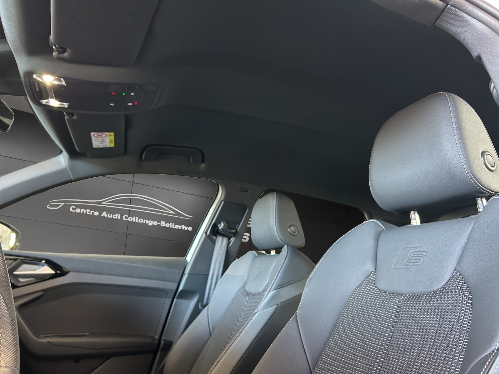 AUDI A1 Sportback 30 TFSI Attraction S-tronic-image-23