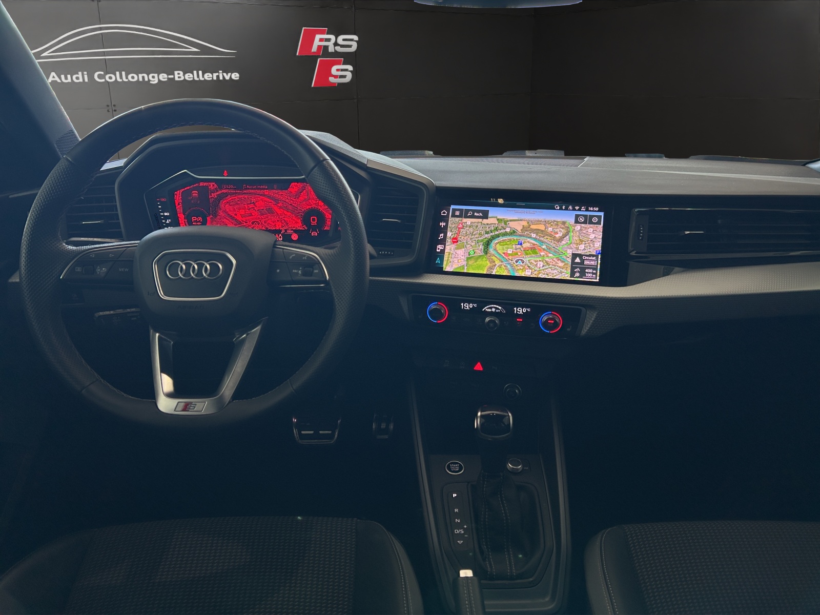 AUDI A1 Sportback 30 TFSI Attraction S-tronic-image-12