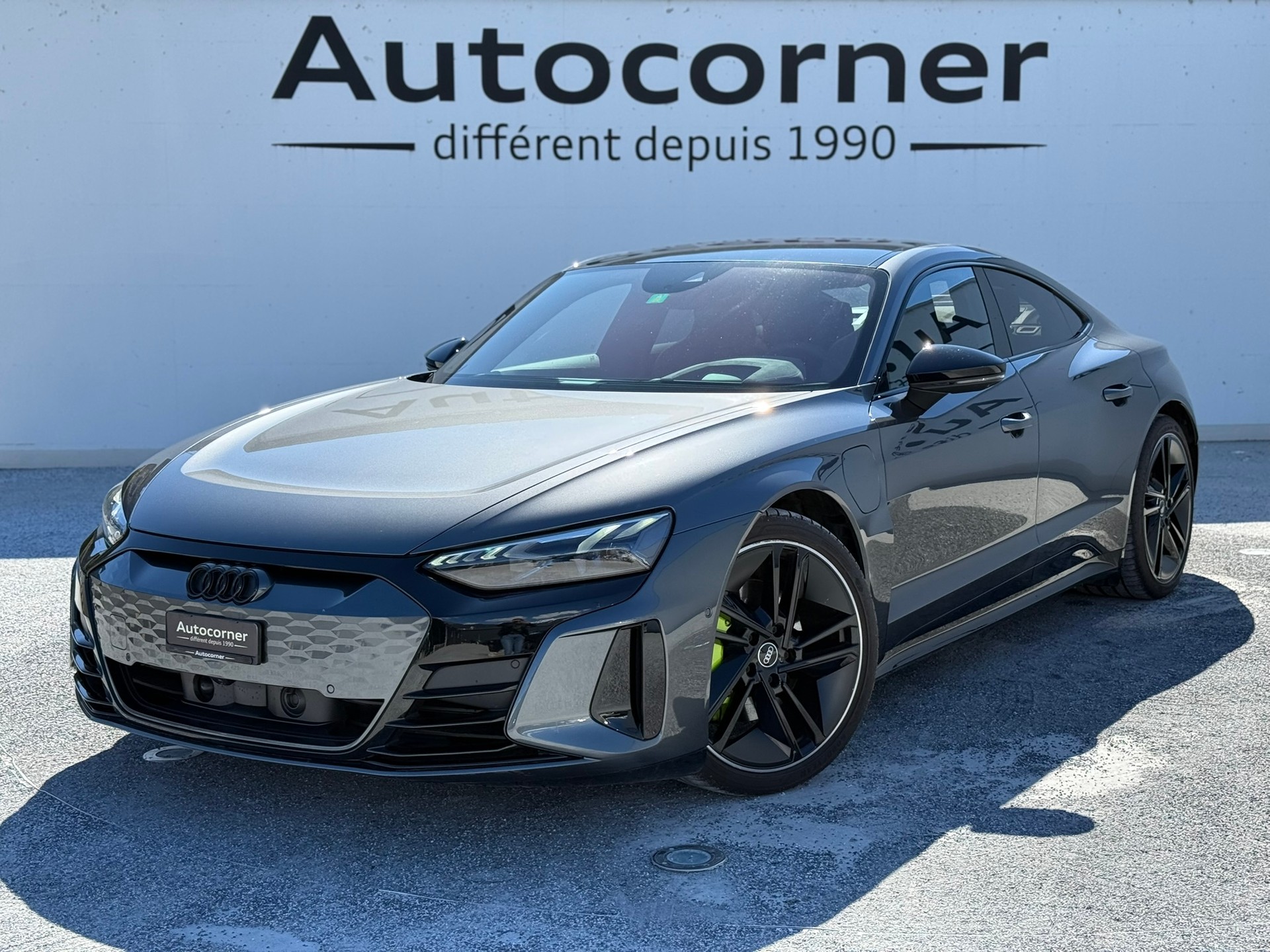 AUDI e-tron GT quattro-image-0