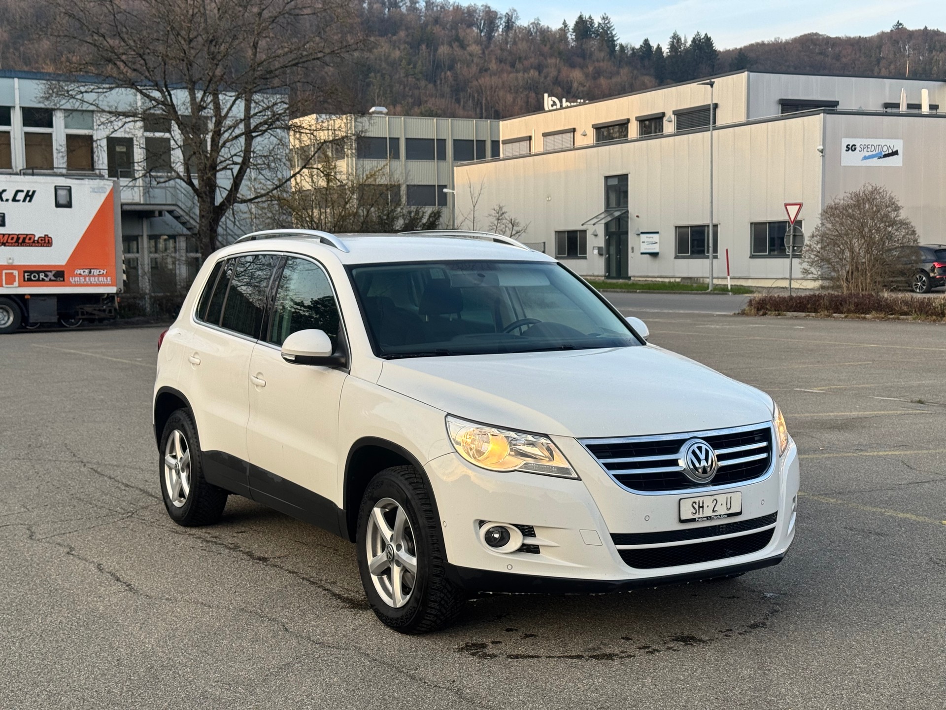 VW Tiguan 2.0 TSI Sport&Style Tiptronic-image-2