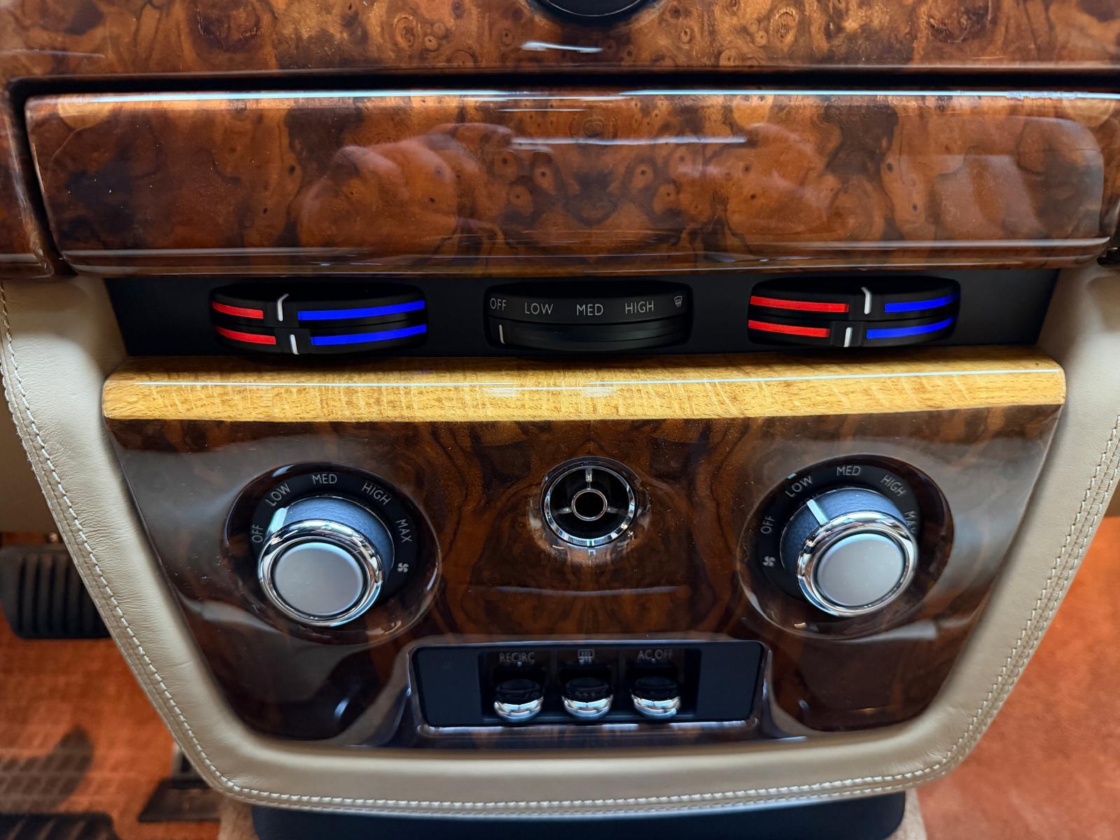 ROLLS-ROYCE Phantom 6.7 V12-image-27