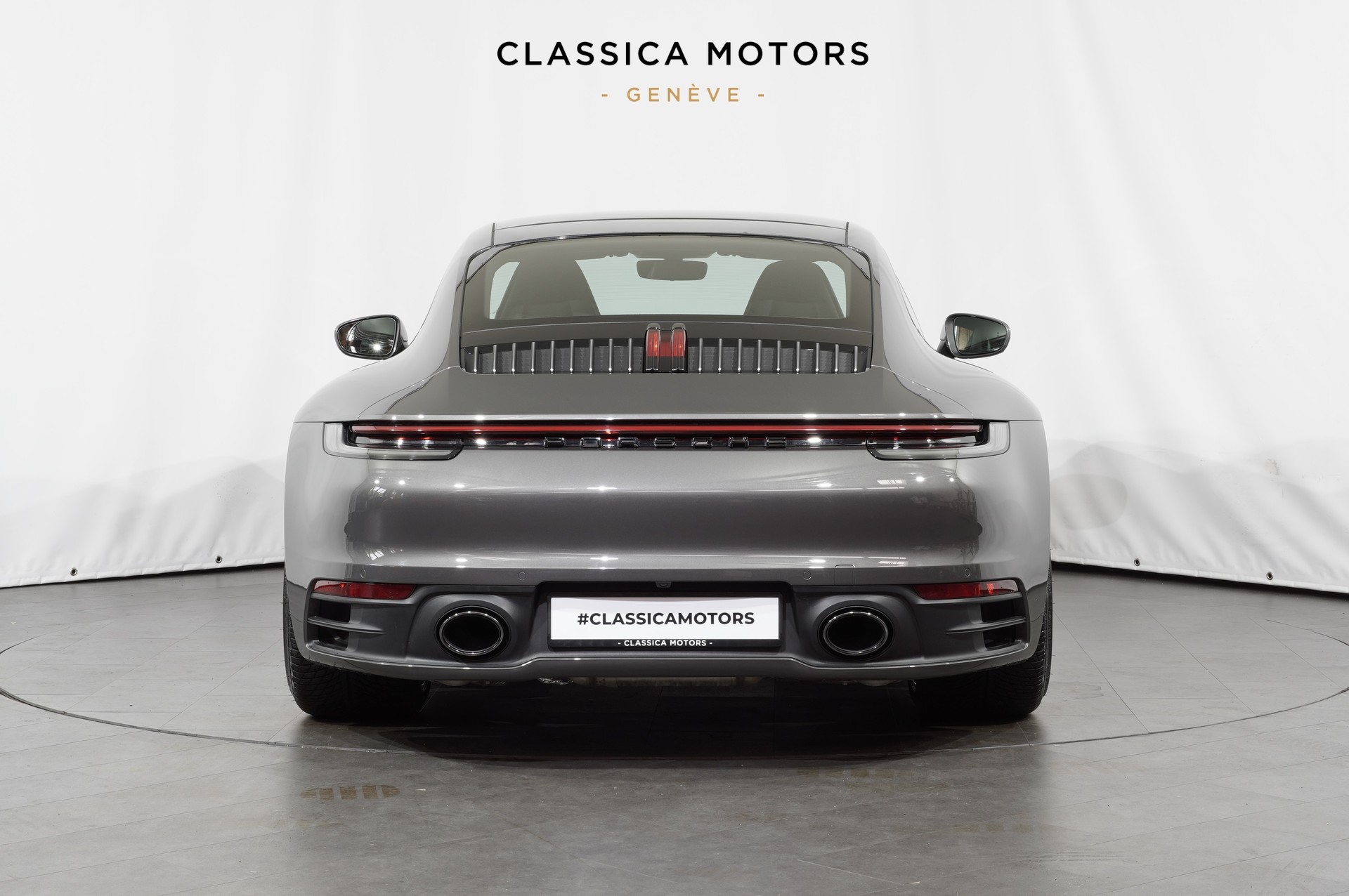 PORSCHE 911 Carrera 4S PDK-image-4