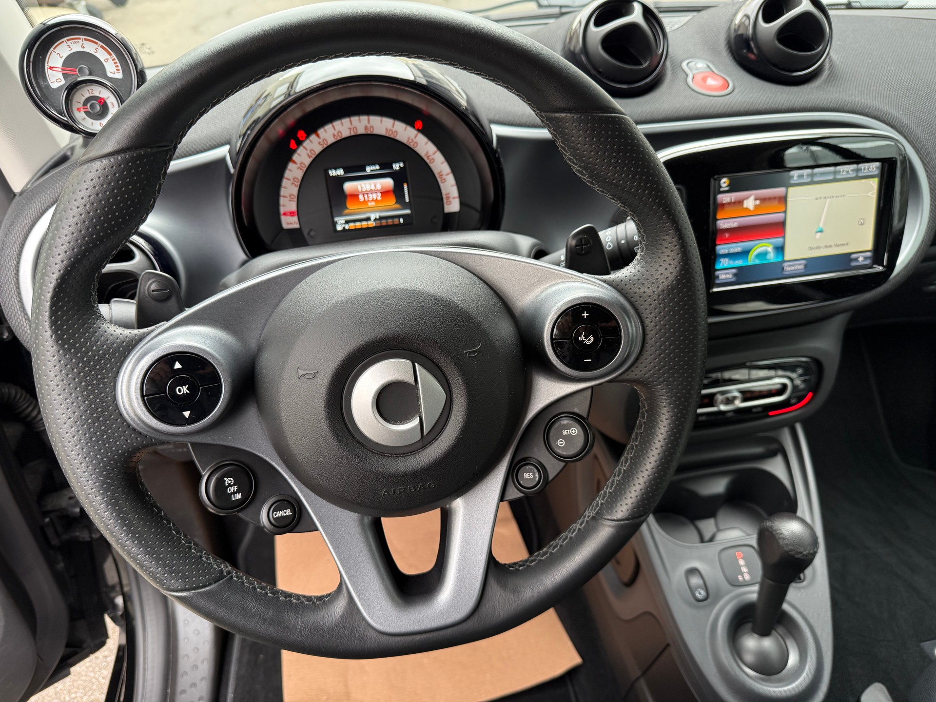 SMART fortwo prime twinmatic *CH Fahrzeug *Frisch ab MFK *Automat *Tempomat *Klimaautomatik *8 Fach bereift-image-12
