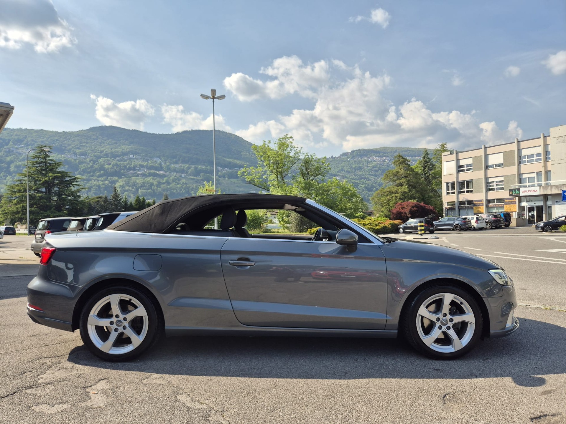 AUDI A3 Cabriolet 35 TFSI Sport Attraction S-tronic-image-6