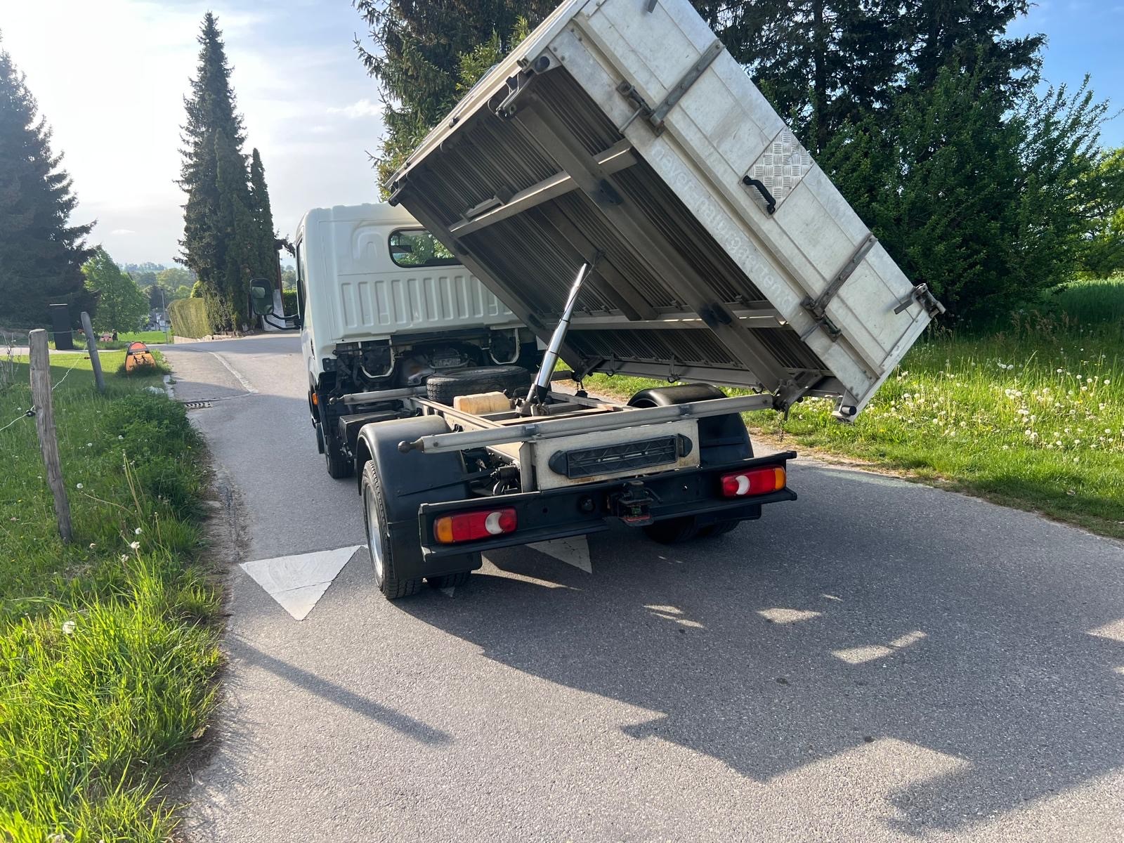 NISSAN F24 45.15-image-9