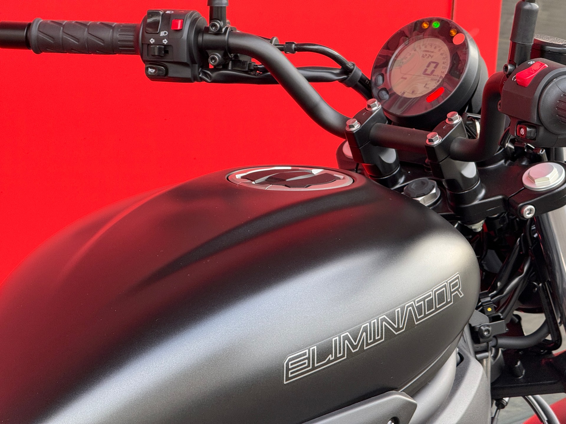 KAWASAKI Eliminator 500 Custom-showroom-element-1