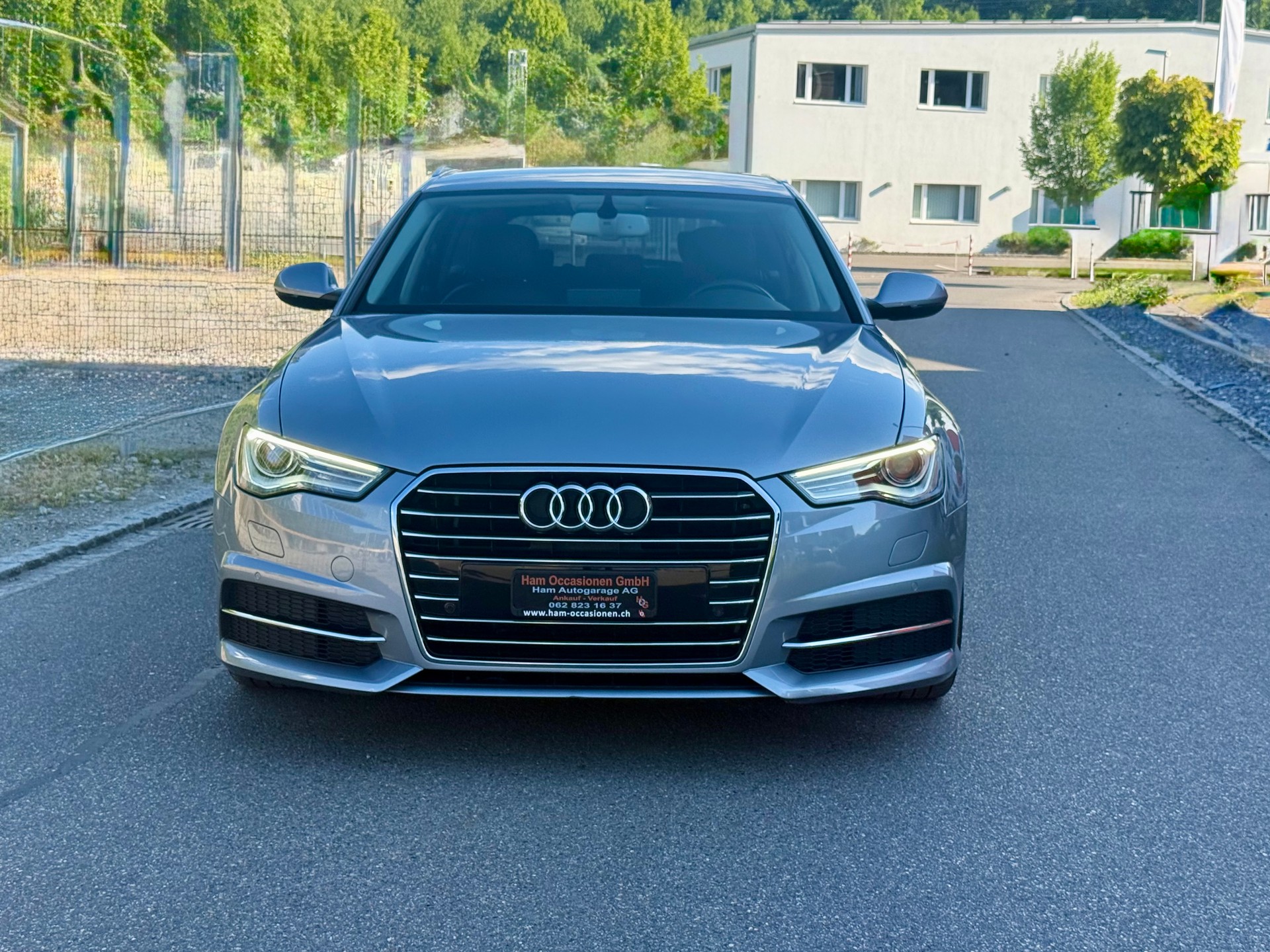 AUDI A6 Avant 2.0 TDI S line Exterieur