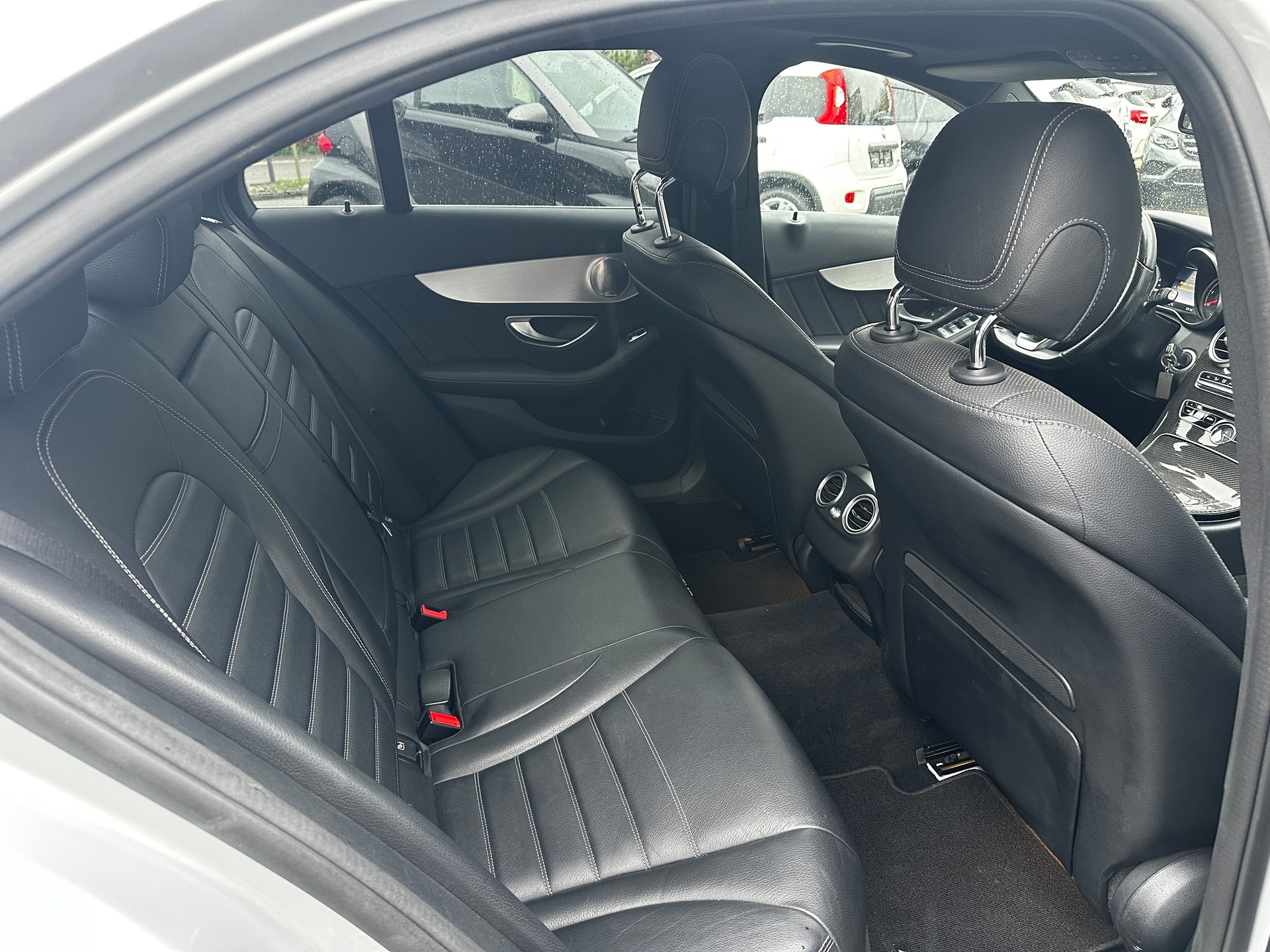 MERCEDES-BENZ C 250 d Swiss Star Avantgarde 4Matic 9G-Tronic-image-15