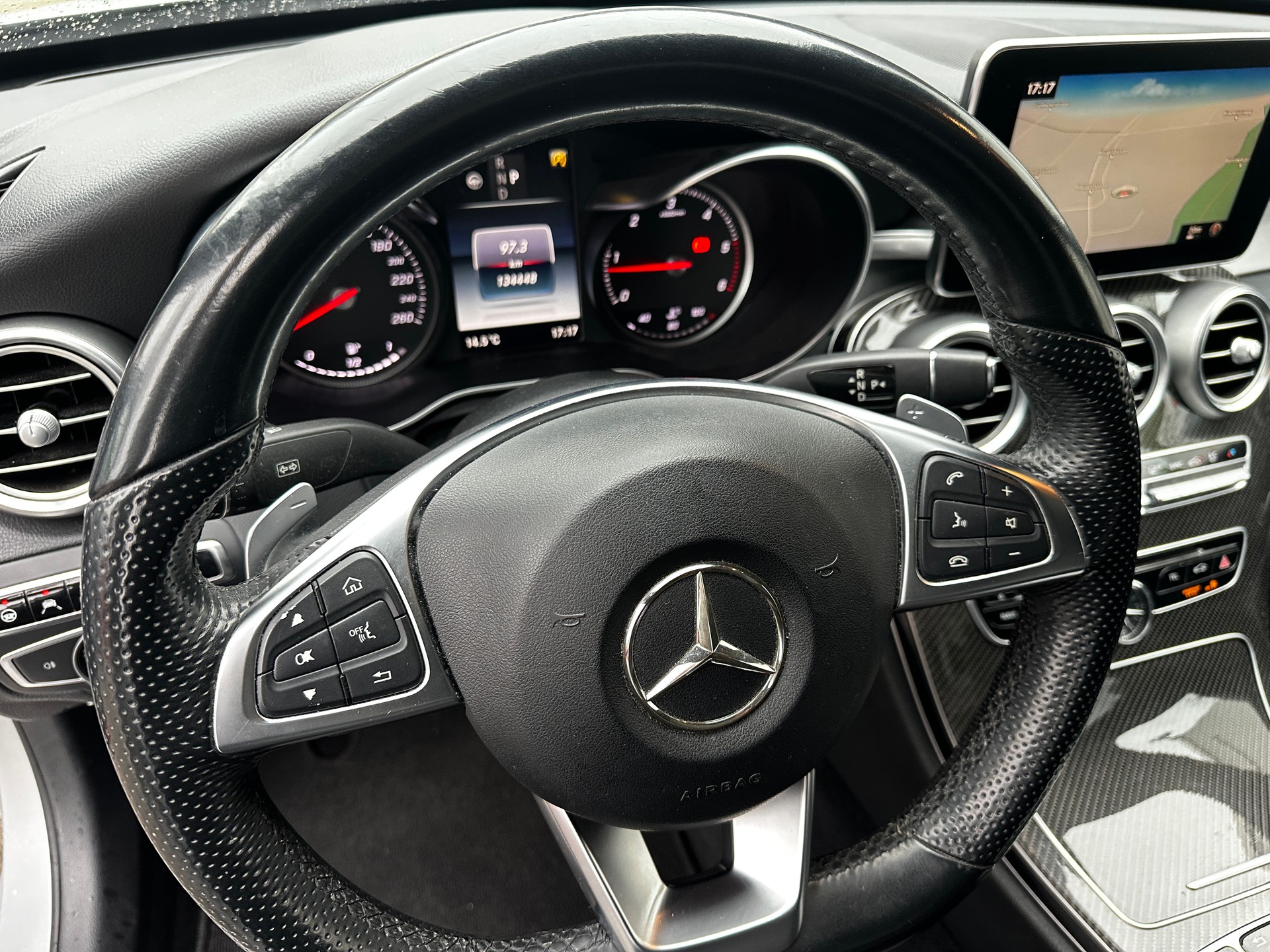 MERCEDES-BENZ C 250 d Swiss Star Avantgarde 4Matic 9G-Tronic-image-13
