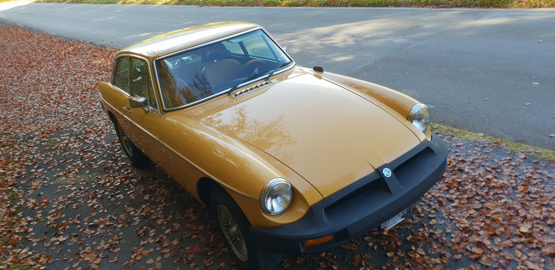MG GT-image-6