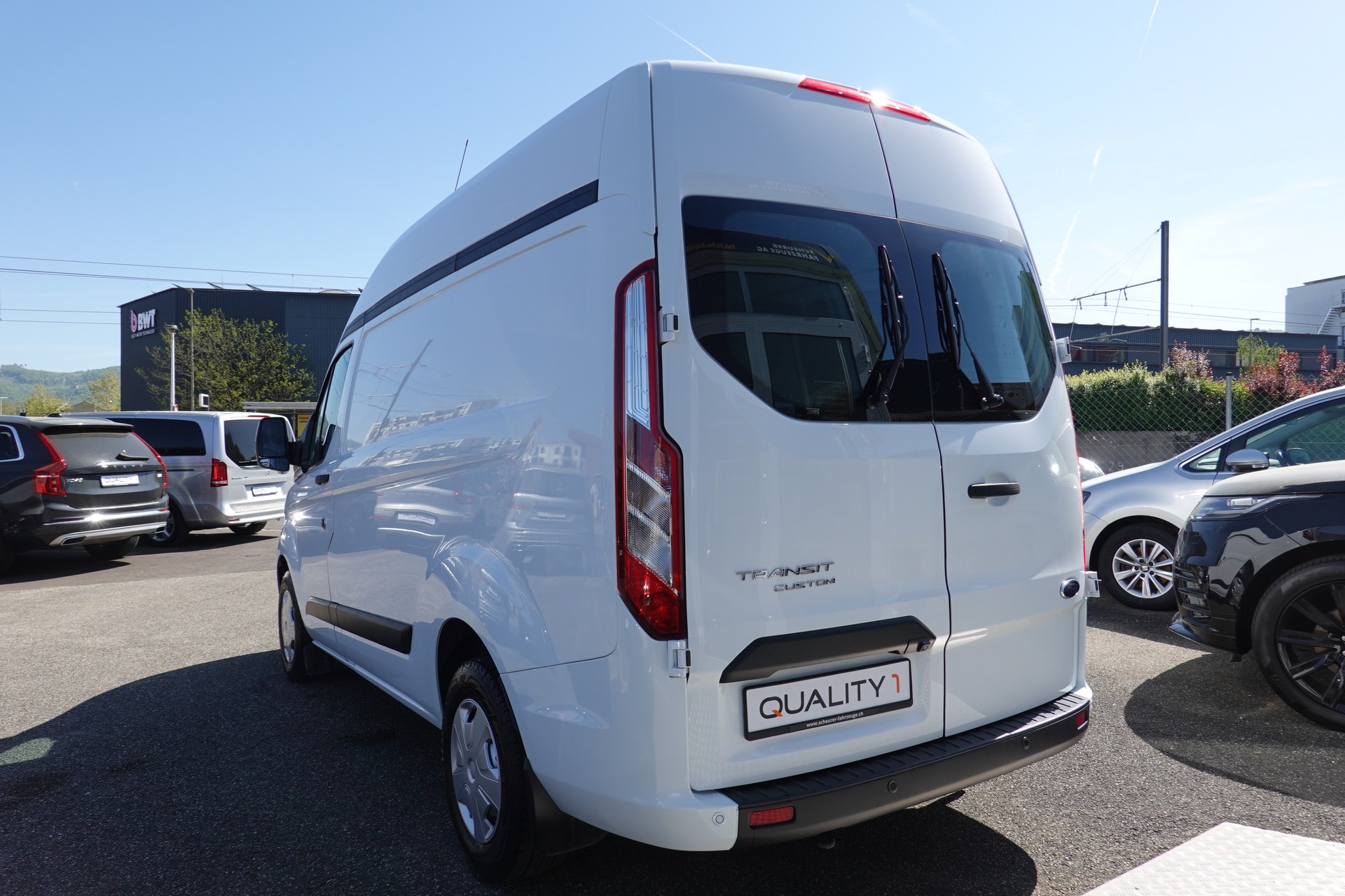 FORD TRANSIT CUSTOM VAN 300 - L1H2 - "TREND" - 130 PS-image-1