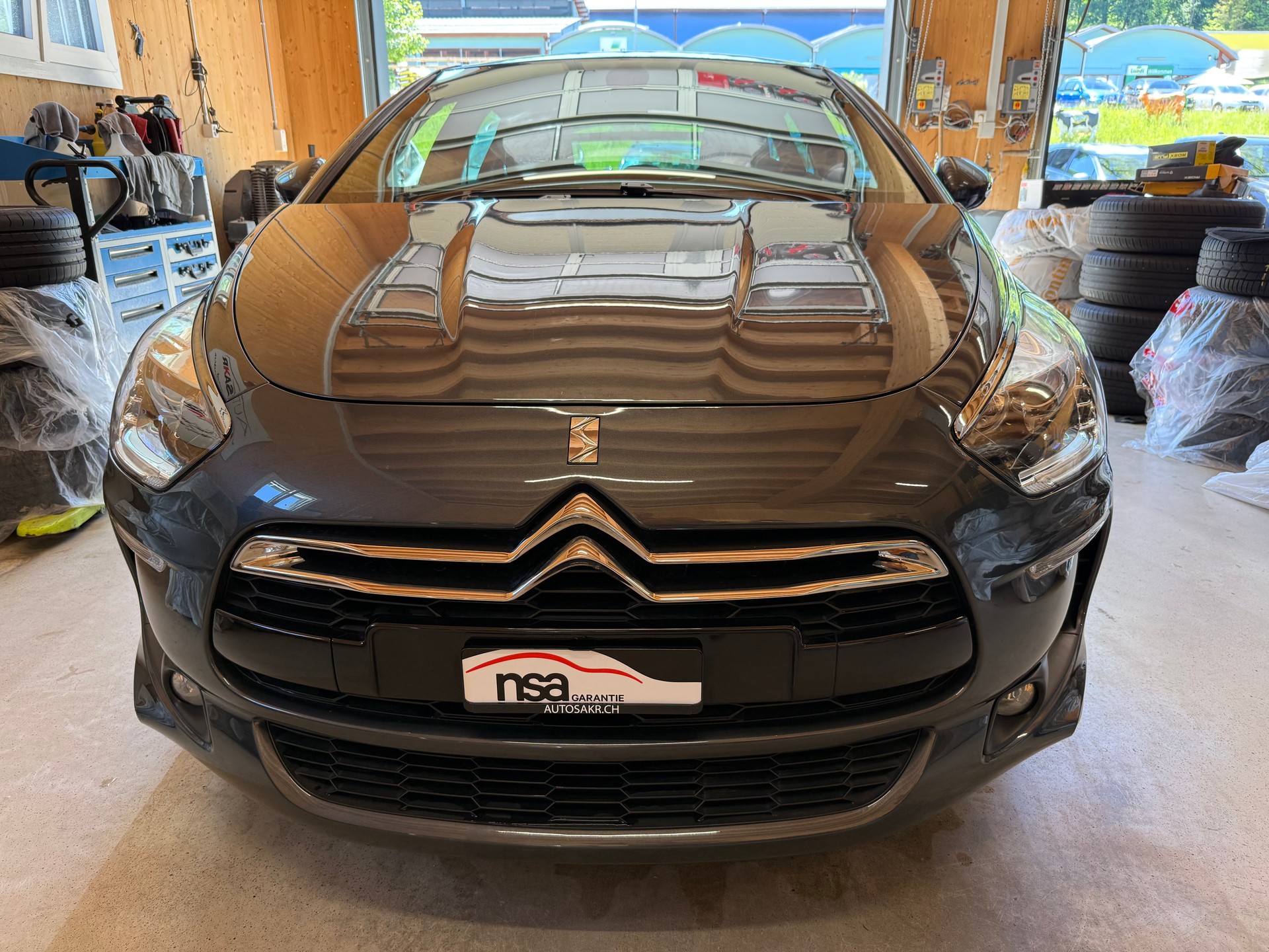 DS AUTOMOBILES DS5 2.0 HDi SO Chic Automatic-image-1